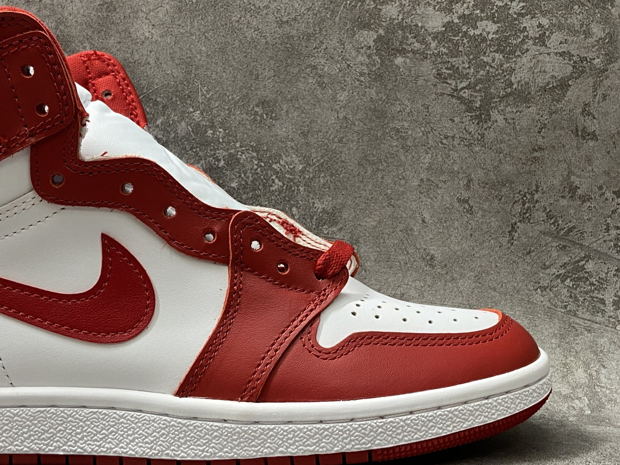 Air Jordan New Beginnings Pack Retro High 1 & Nike Air Ship