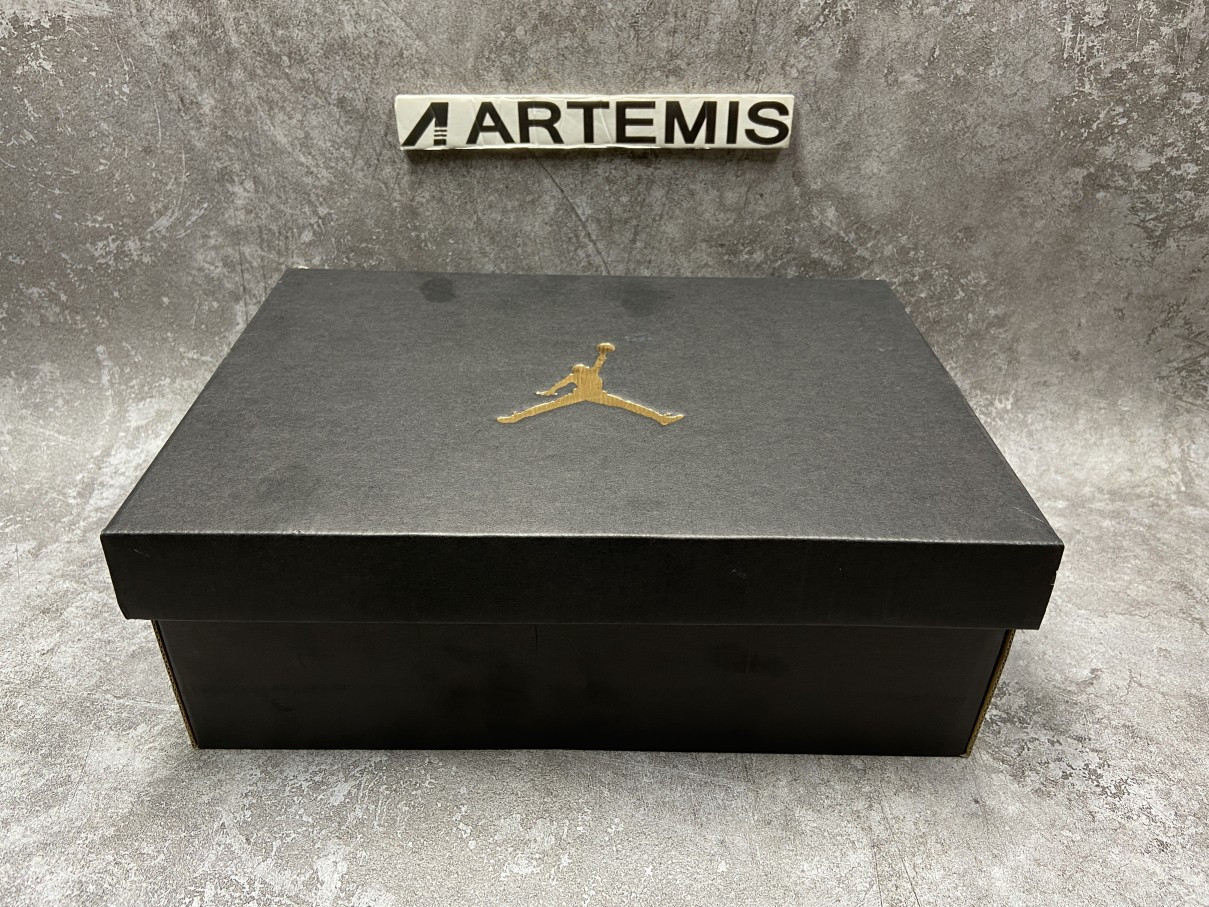 Air Jordan 1 Mid Pink Quartz