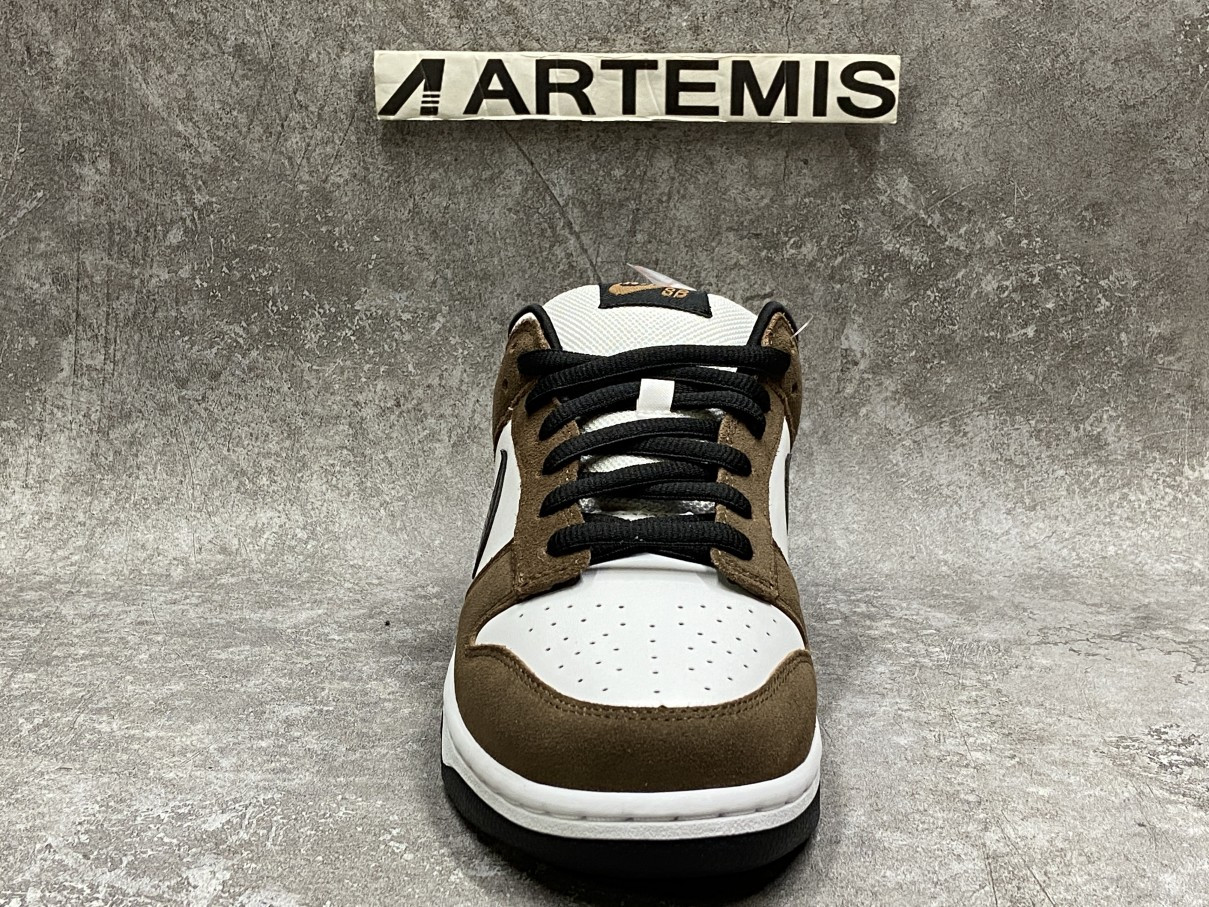 Nike SB Dunk Low White Black Trail End Brown