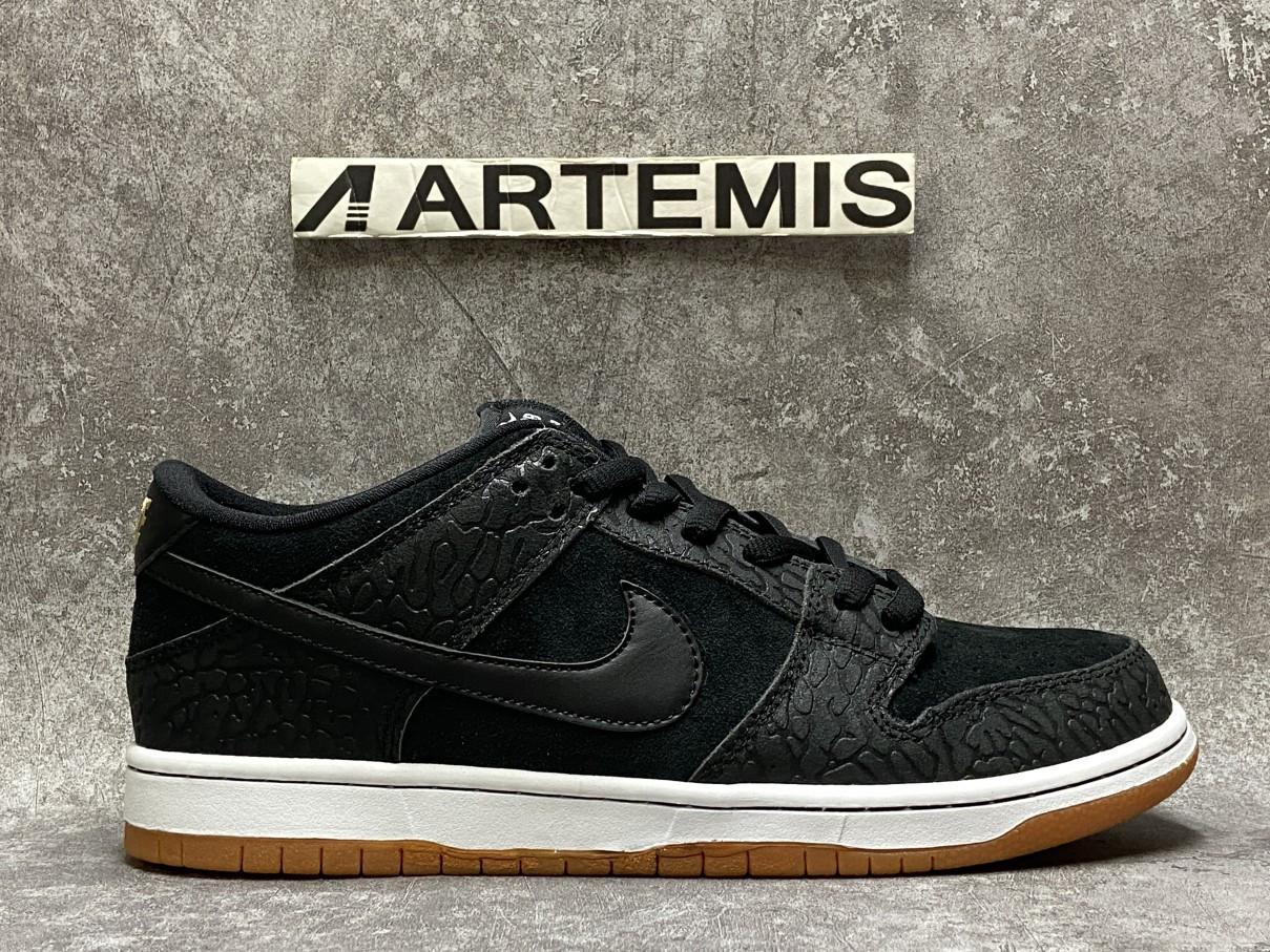 Nike Dunk SB Low Nontourage