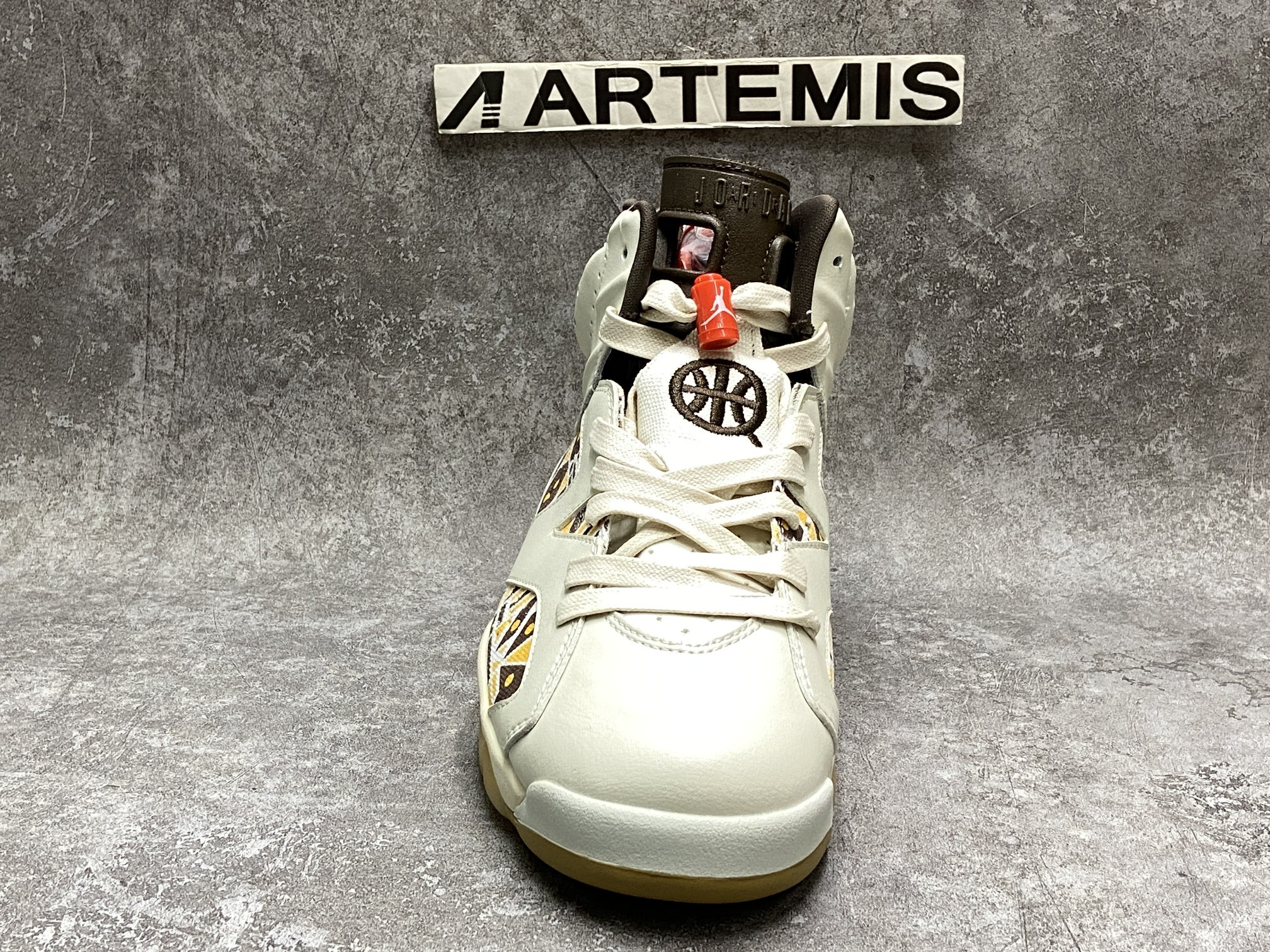 Air Jordan 6 Retro Quai54 Sail Brown