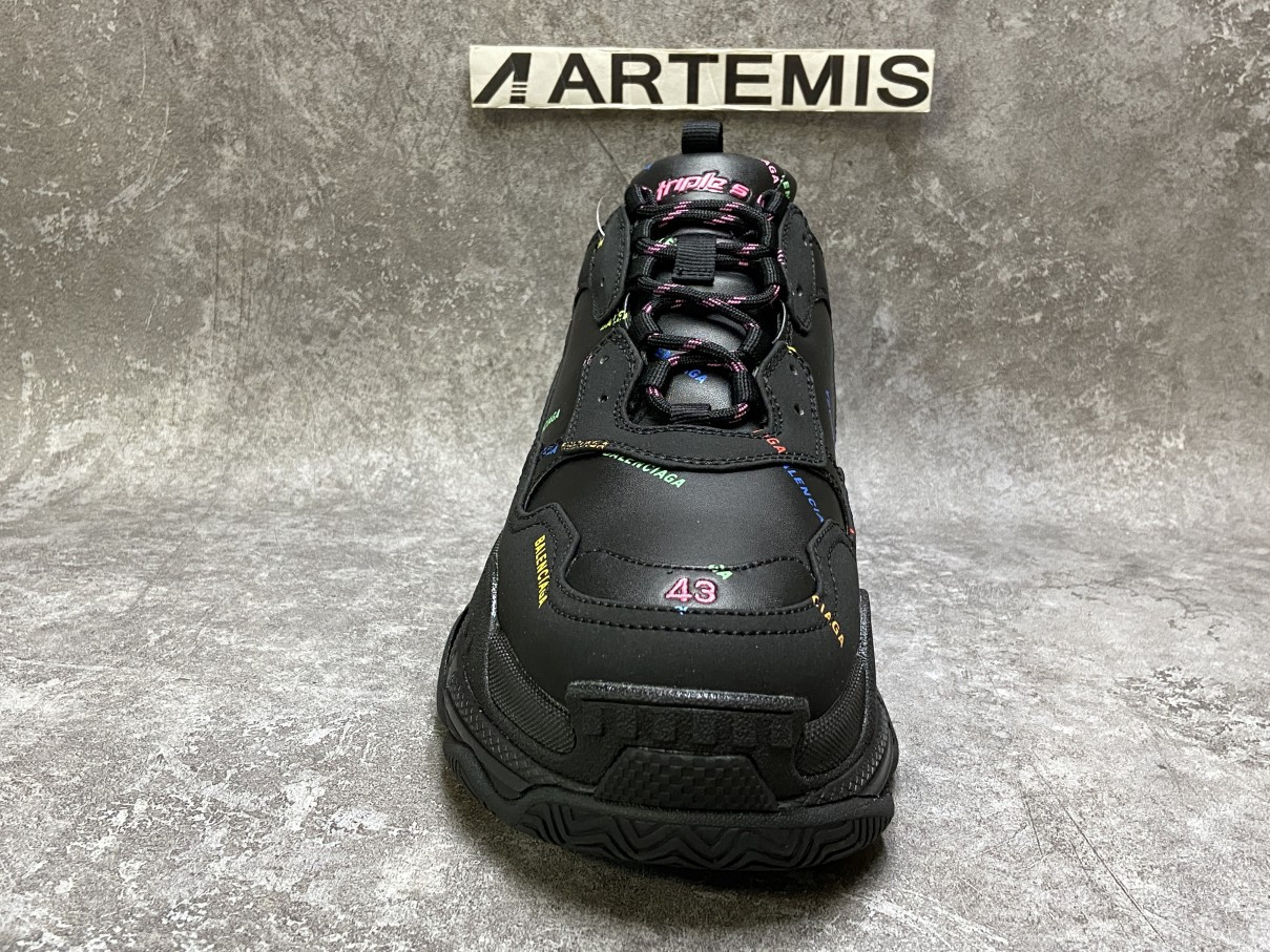Balenciga Triple S Allover Logo