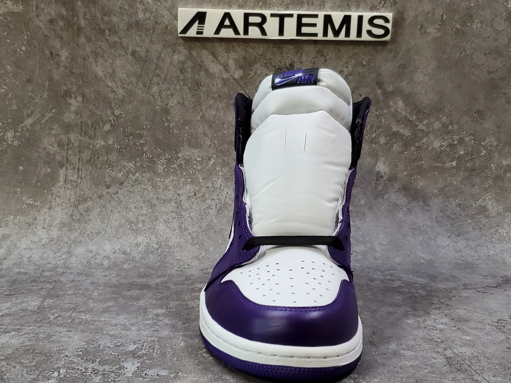 Air Jordan 1 Retro High Court Purple White