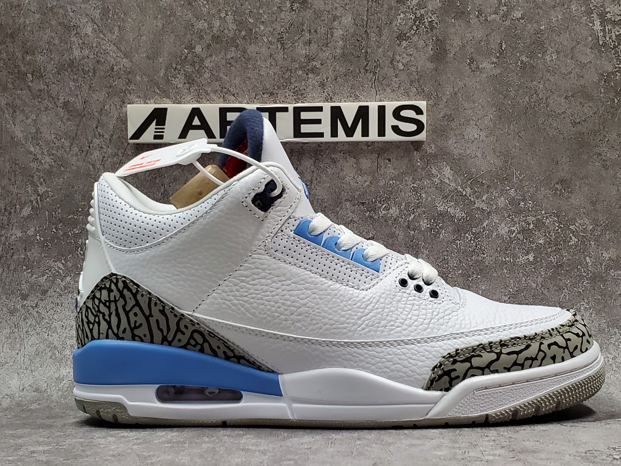 Air Jordan 3 Retro