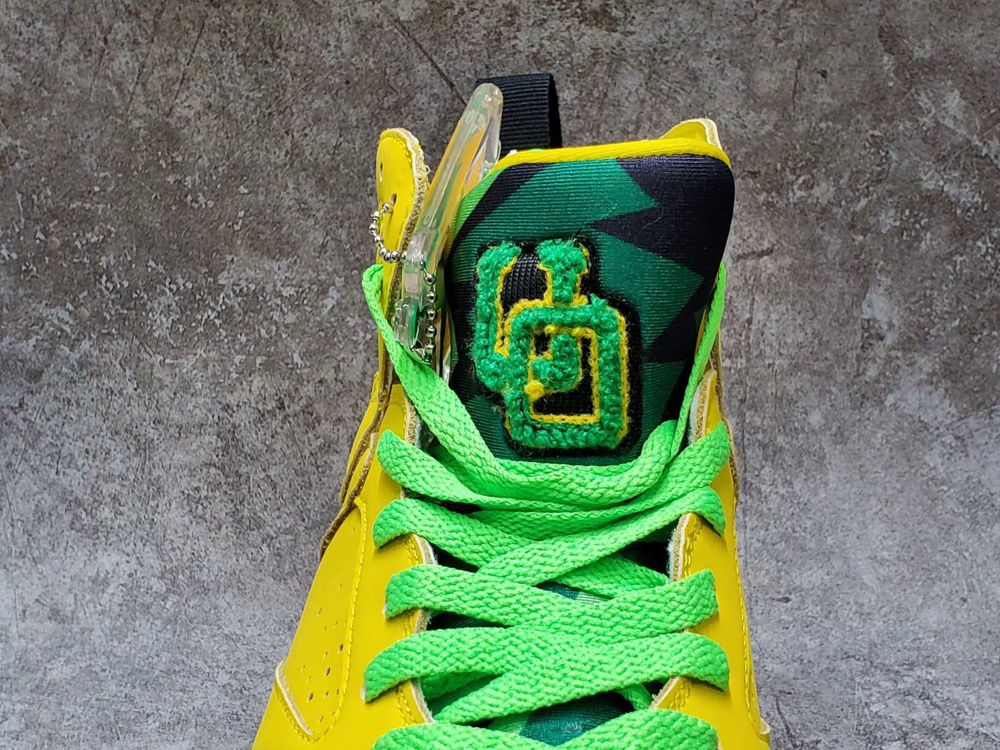Air Jordan 7 PE University of Oregon Duck
