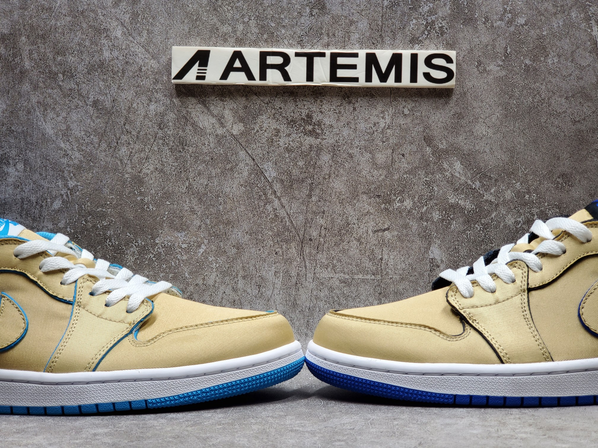 Air Jordan 1 Low SB QS Lance Mountain Desert Ore