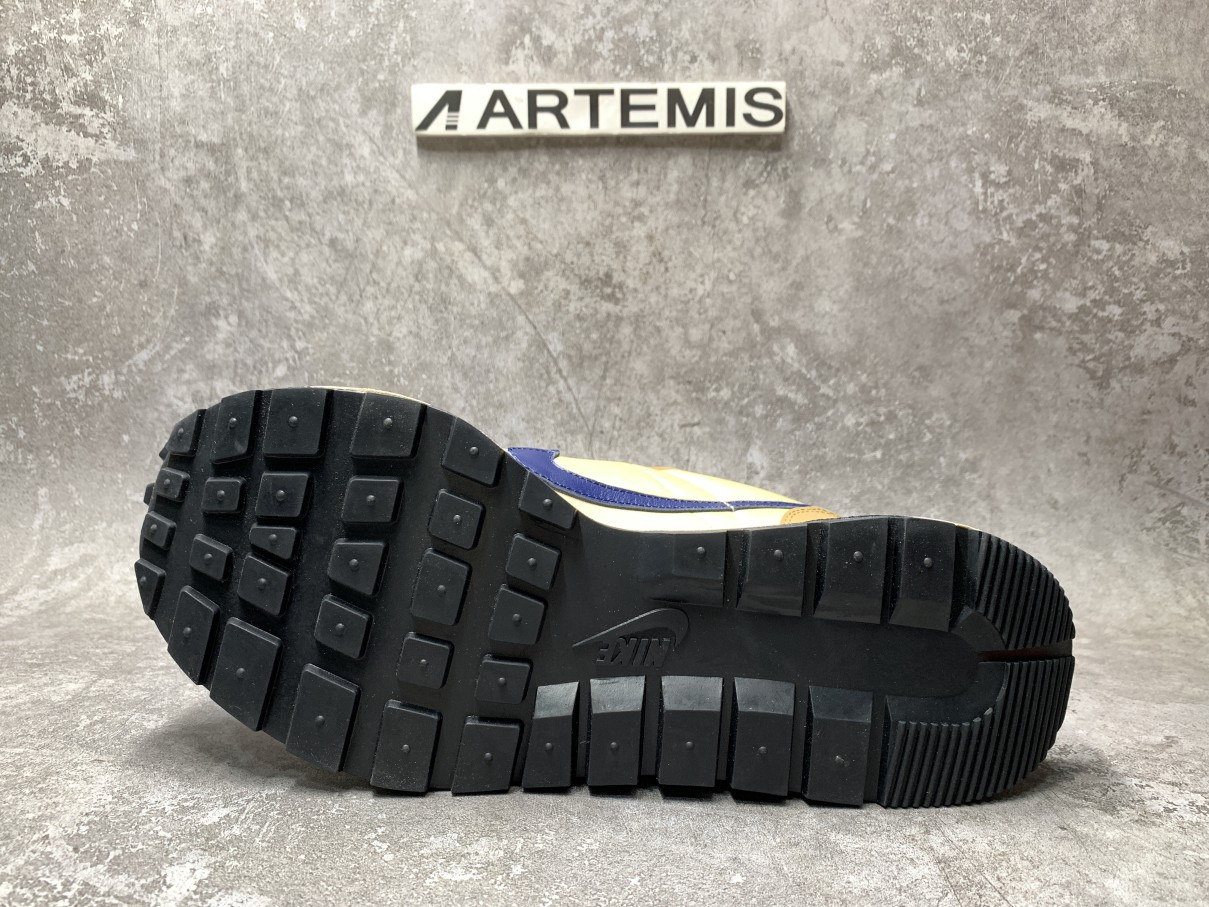 Nike Vaporwaffle Sacai Sesame Blue Void
