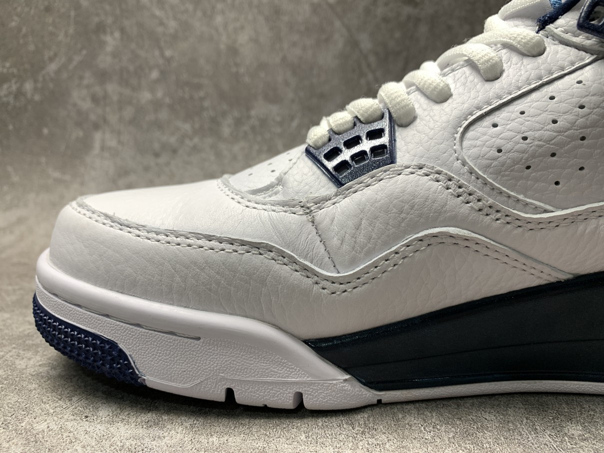 Air Jordan 4 Retro Columbia