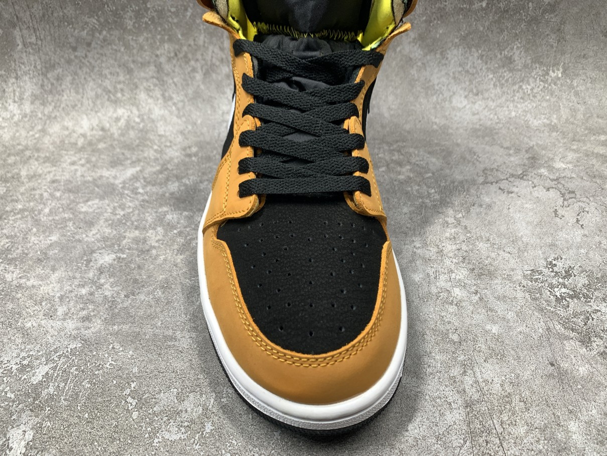 Air Jordan 1 High Zoom Air CMFT Black Monarch
