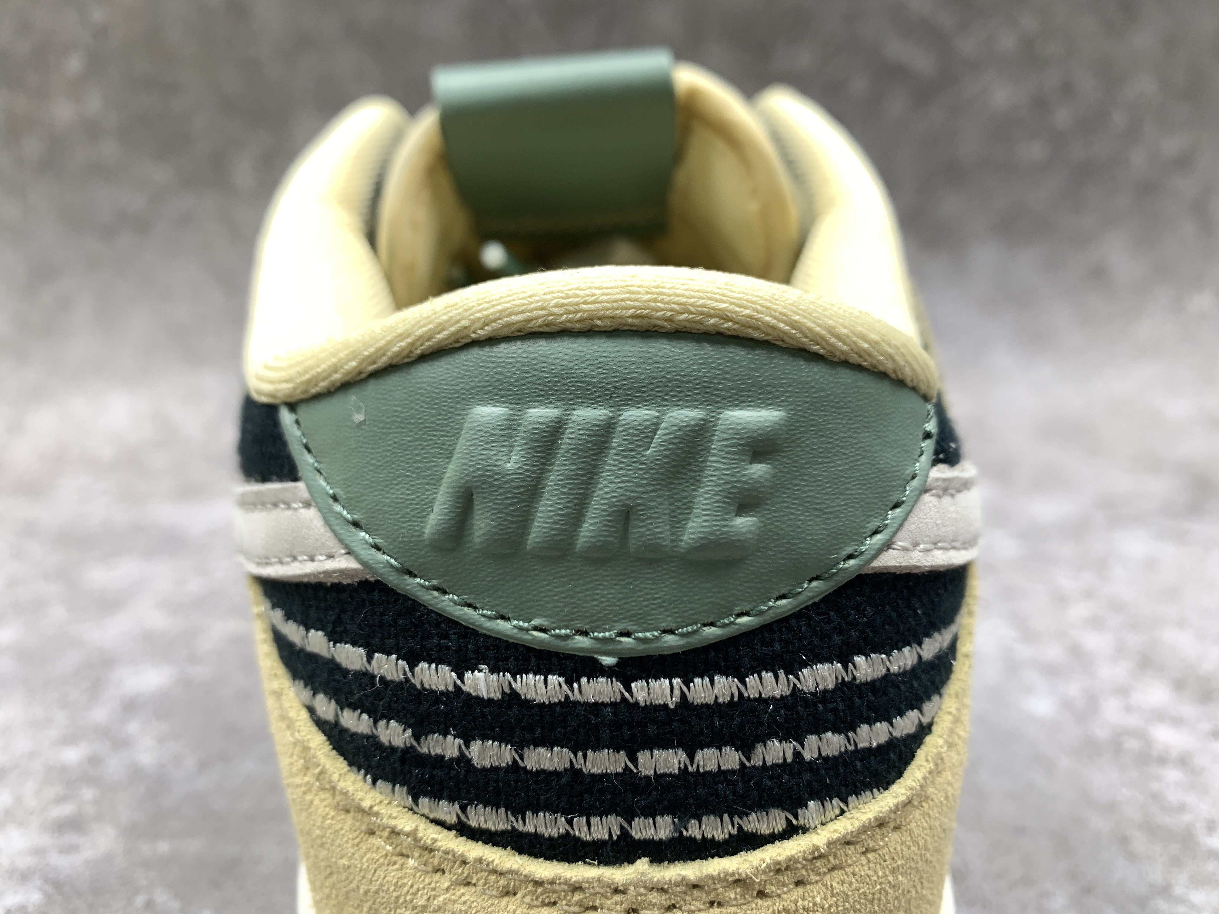 Nike Dunk Low Rooted in Peace