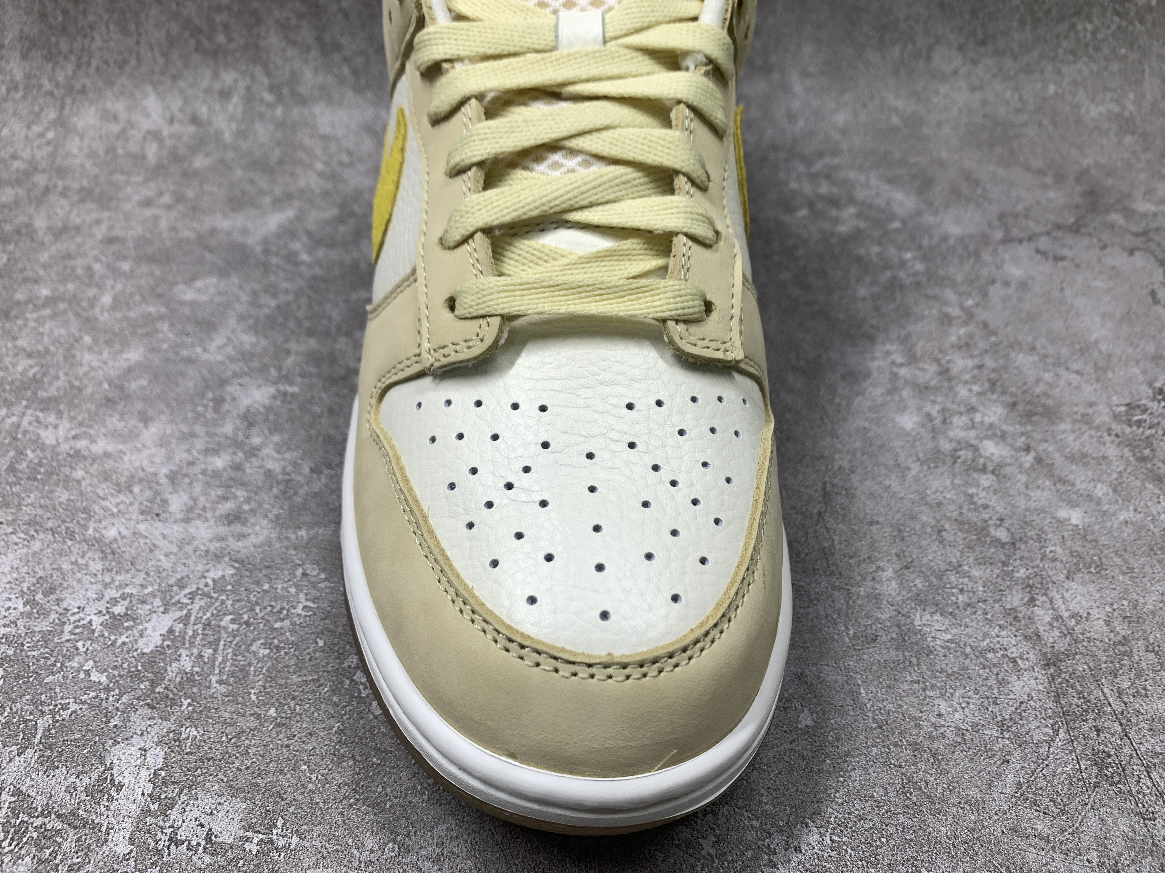 Nike Dunk Low Lemon Drop