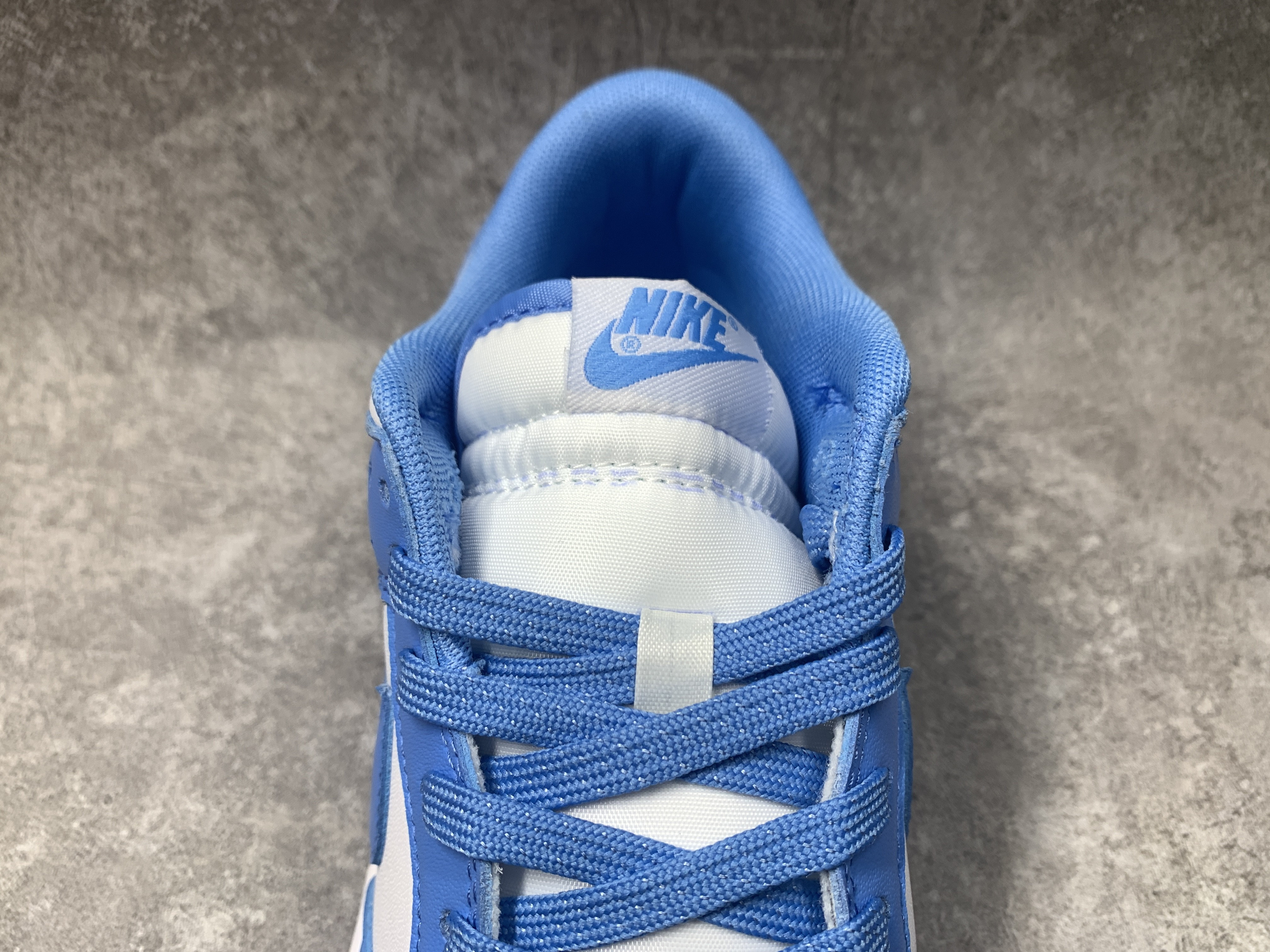 Nike Dunk Low UNC (2021)