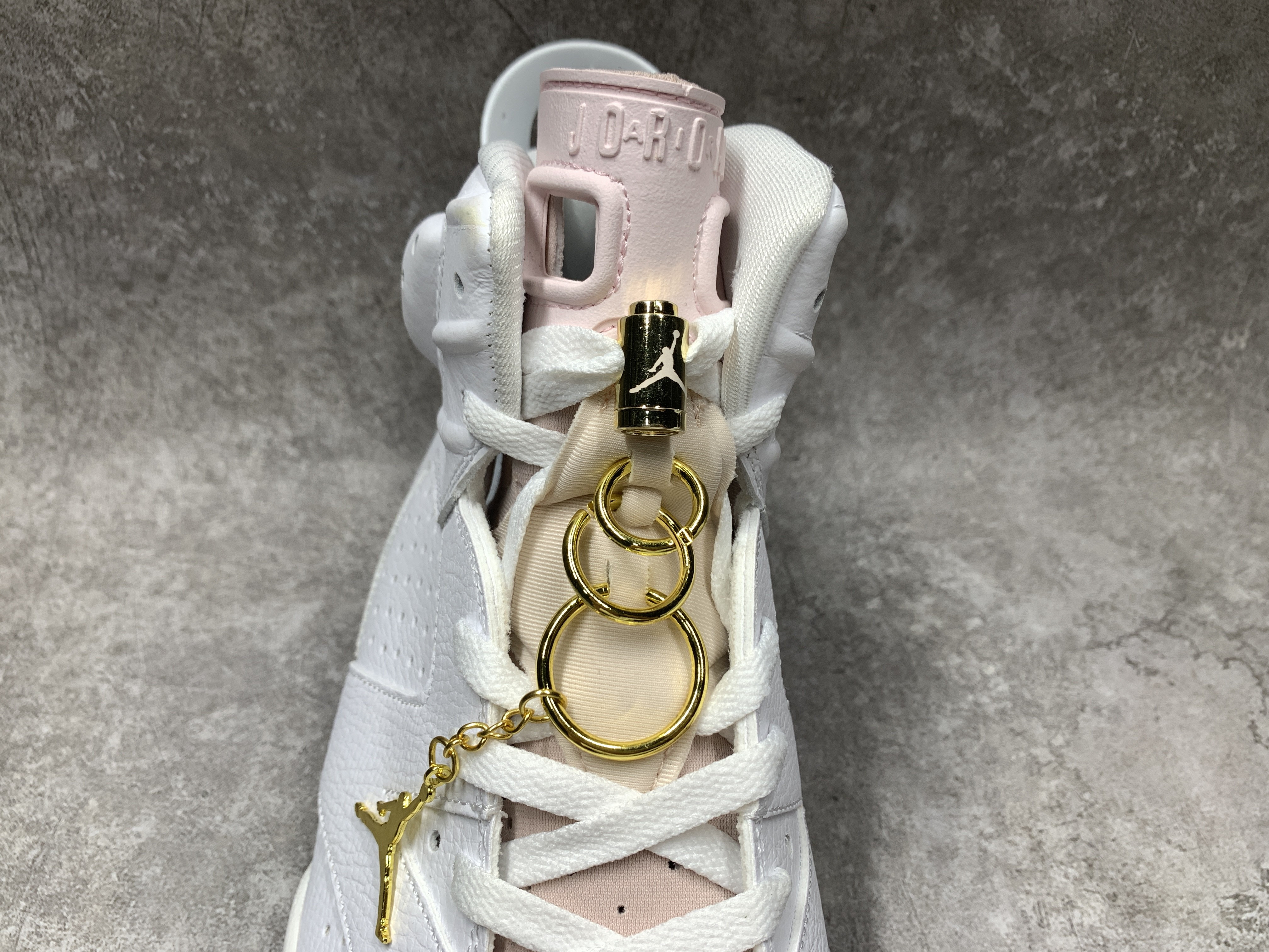 Air Jordan 6 Retro