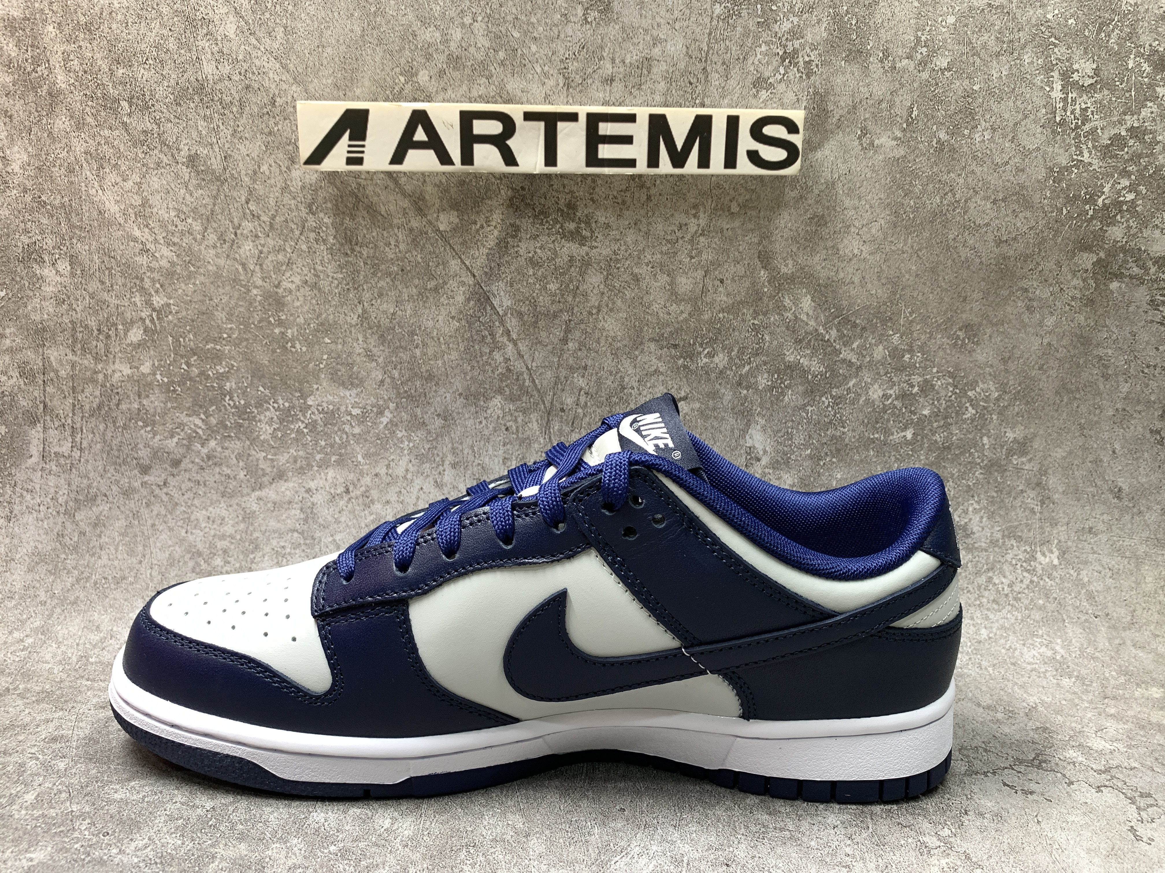 Nike Dunk Low Georgetown