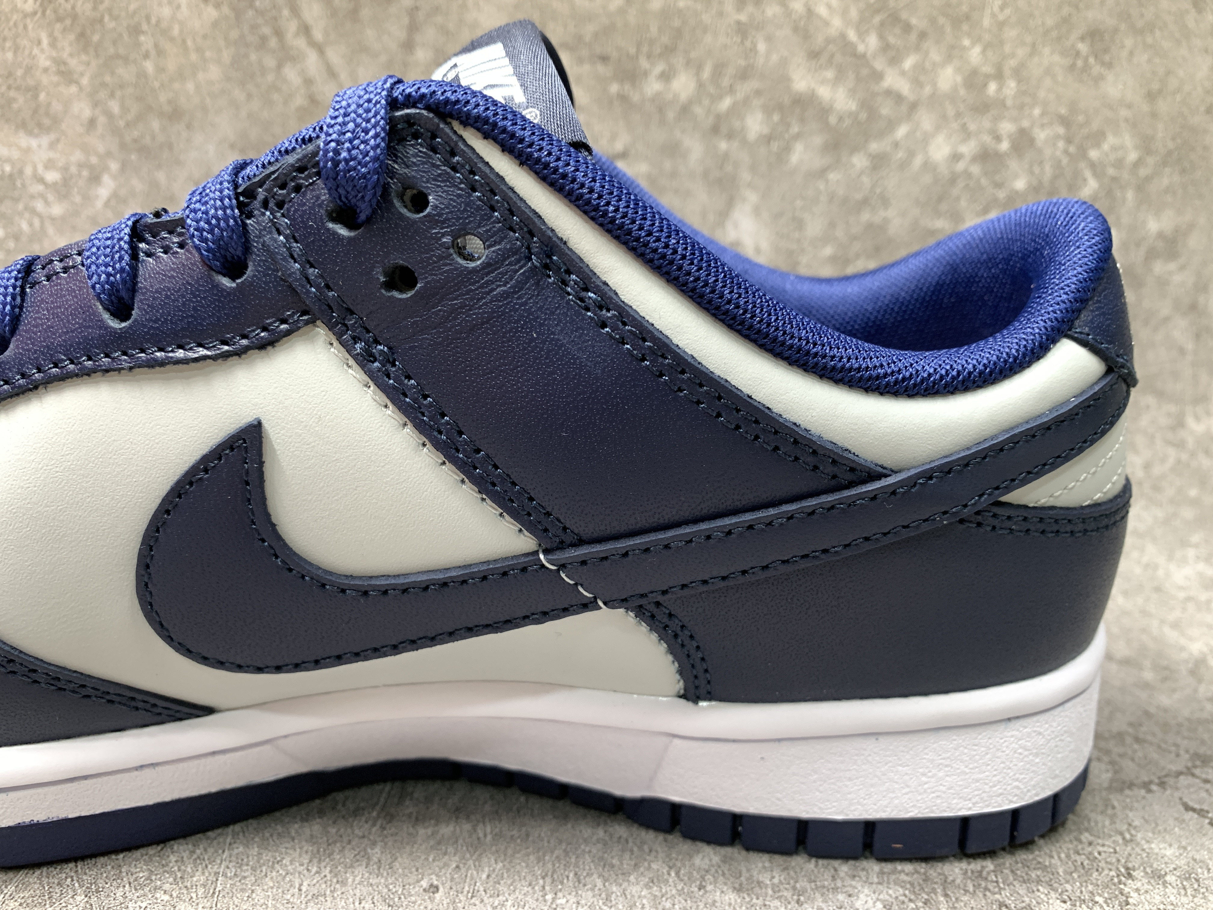 Nike Dunk Low Georgetown