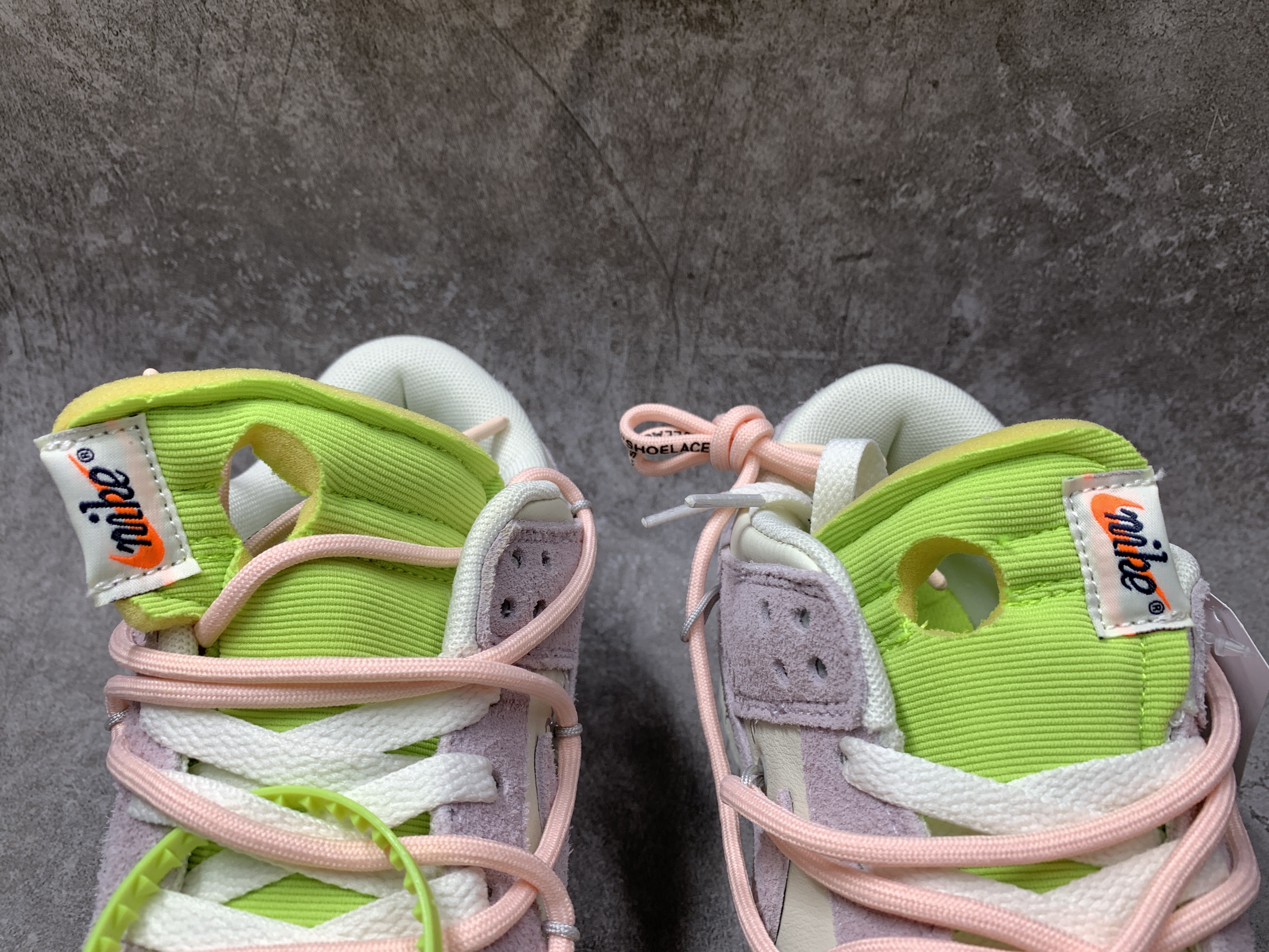 Off-White x Dunk Low