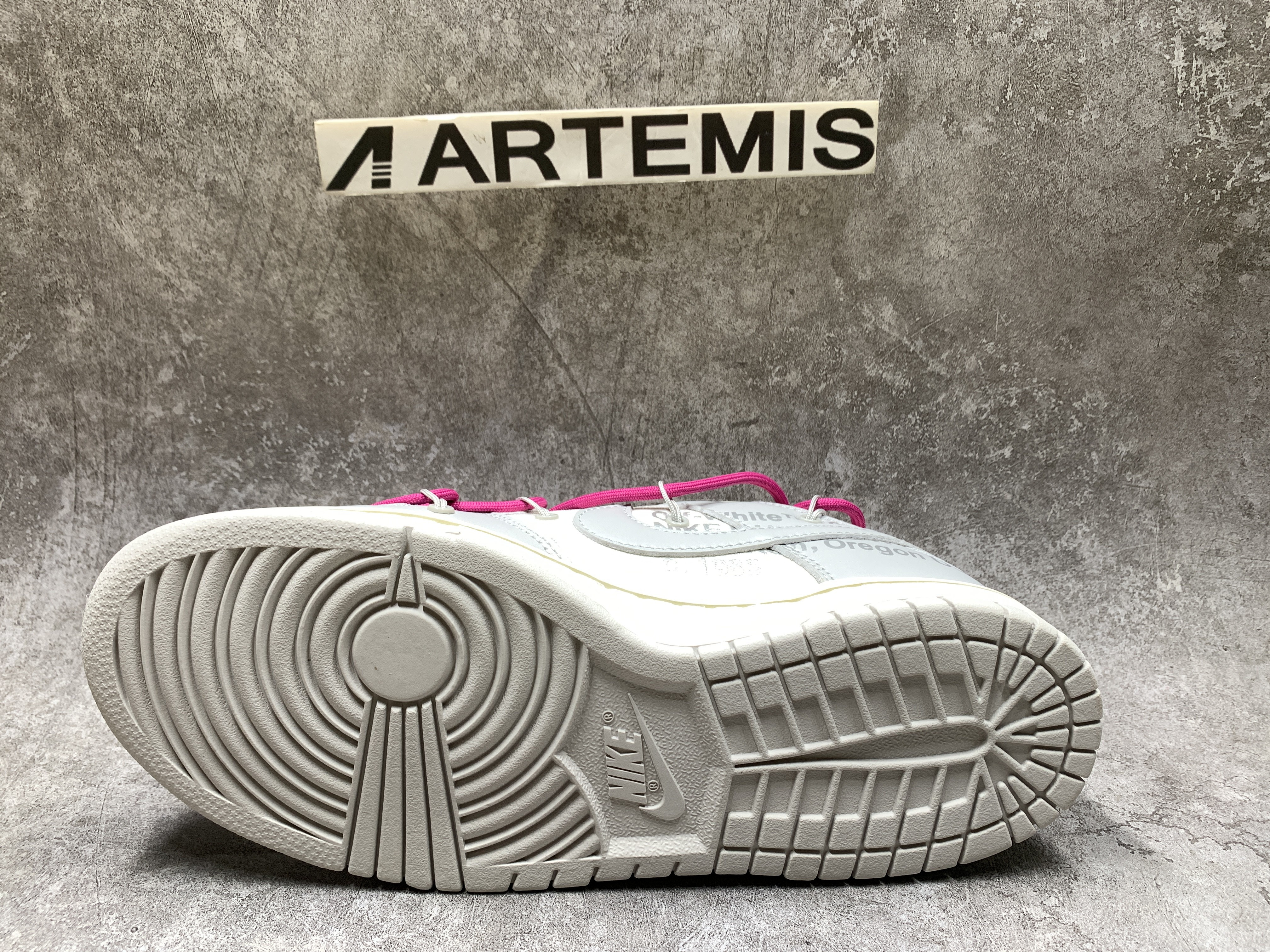 Off-White x Dunk Low Lot 30 of 50