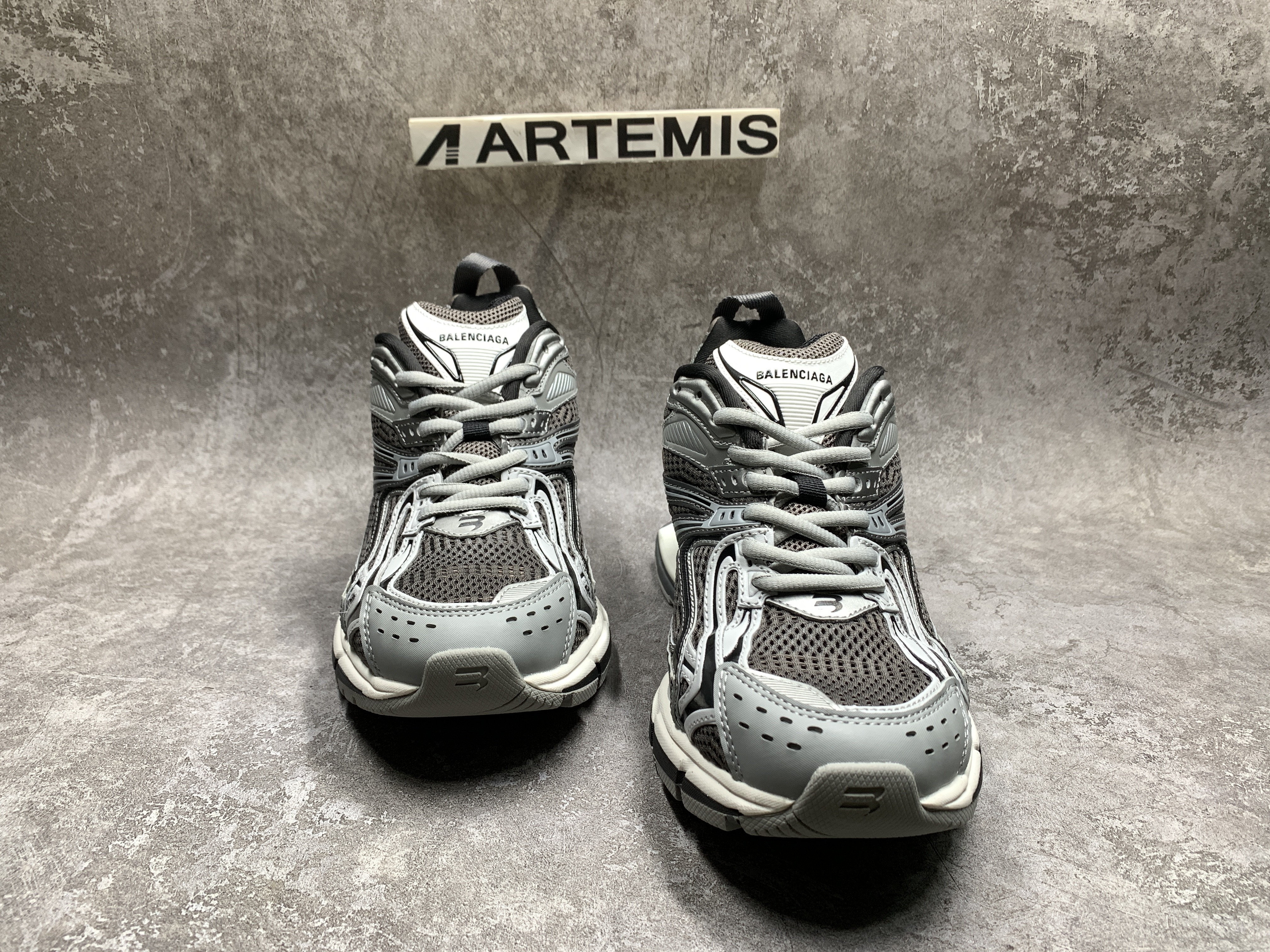 Balenciga X-Pander Grey