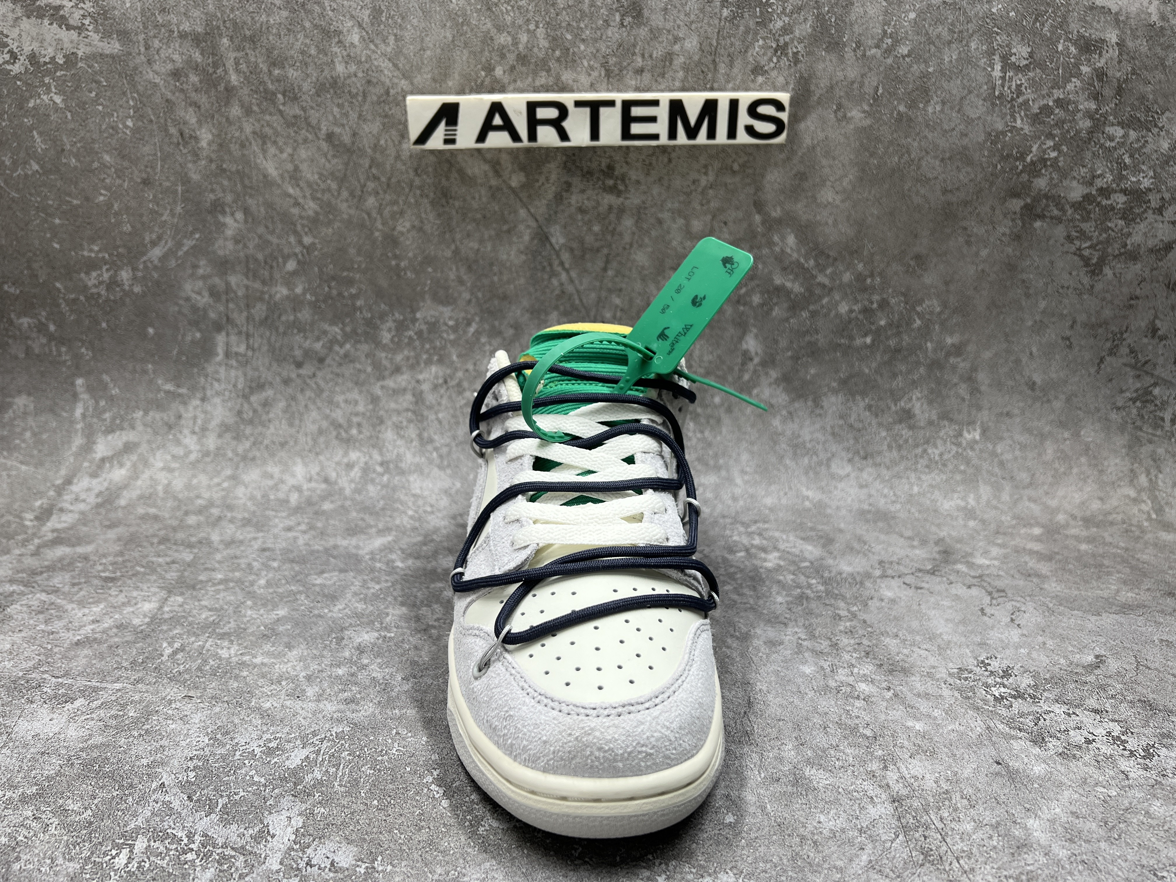 Nike Dunk Low Off-White Lot 20