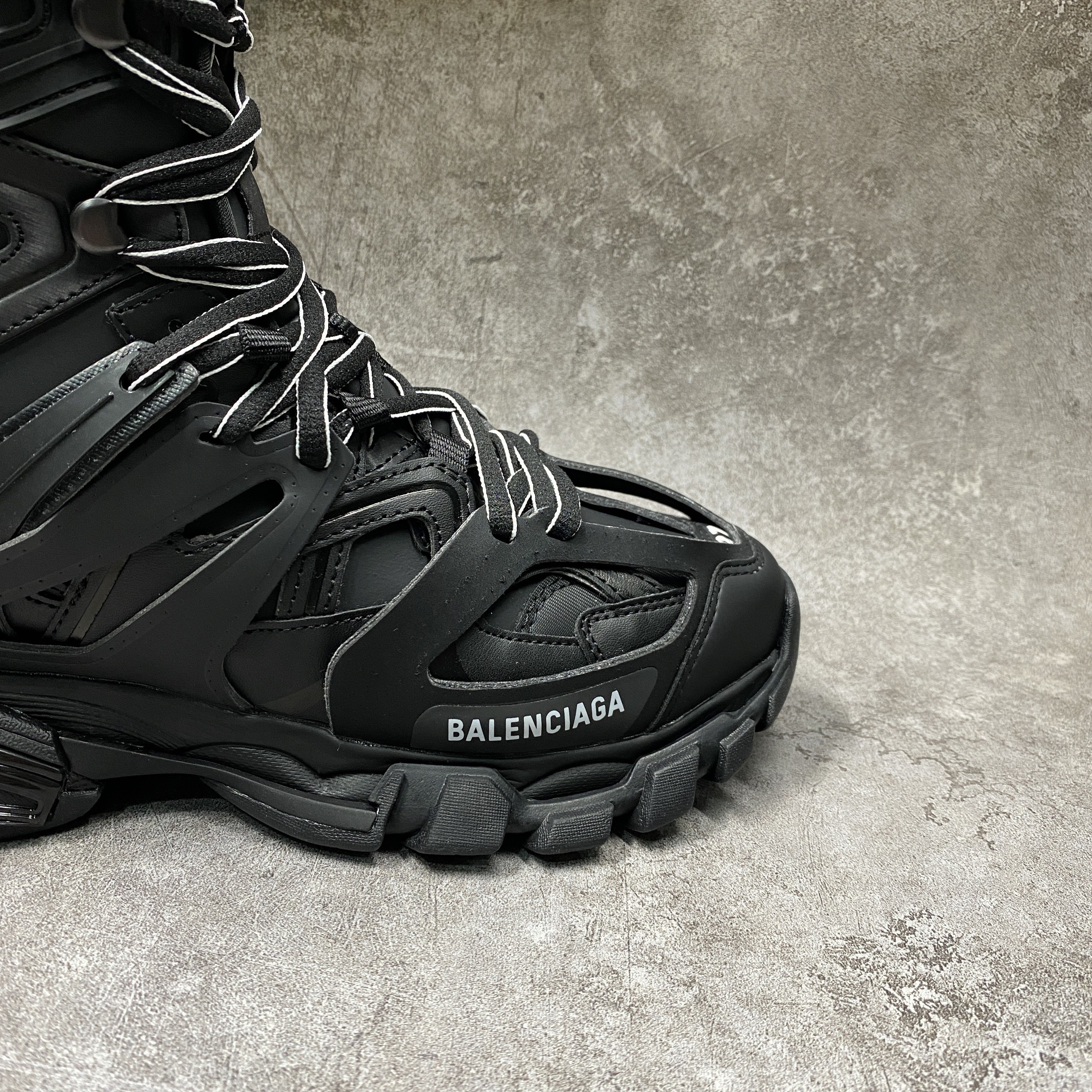 Balenciga Track Hike Black With Leather