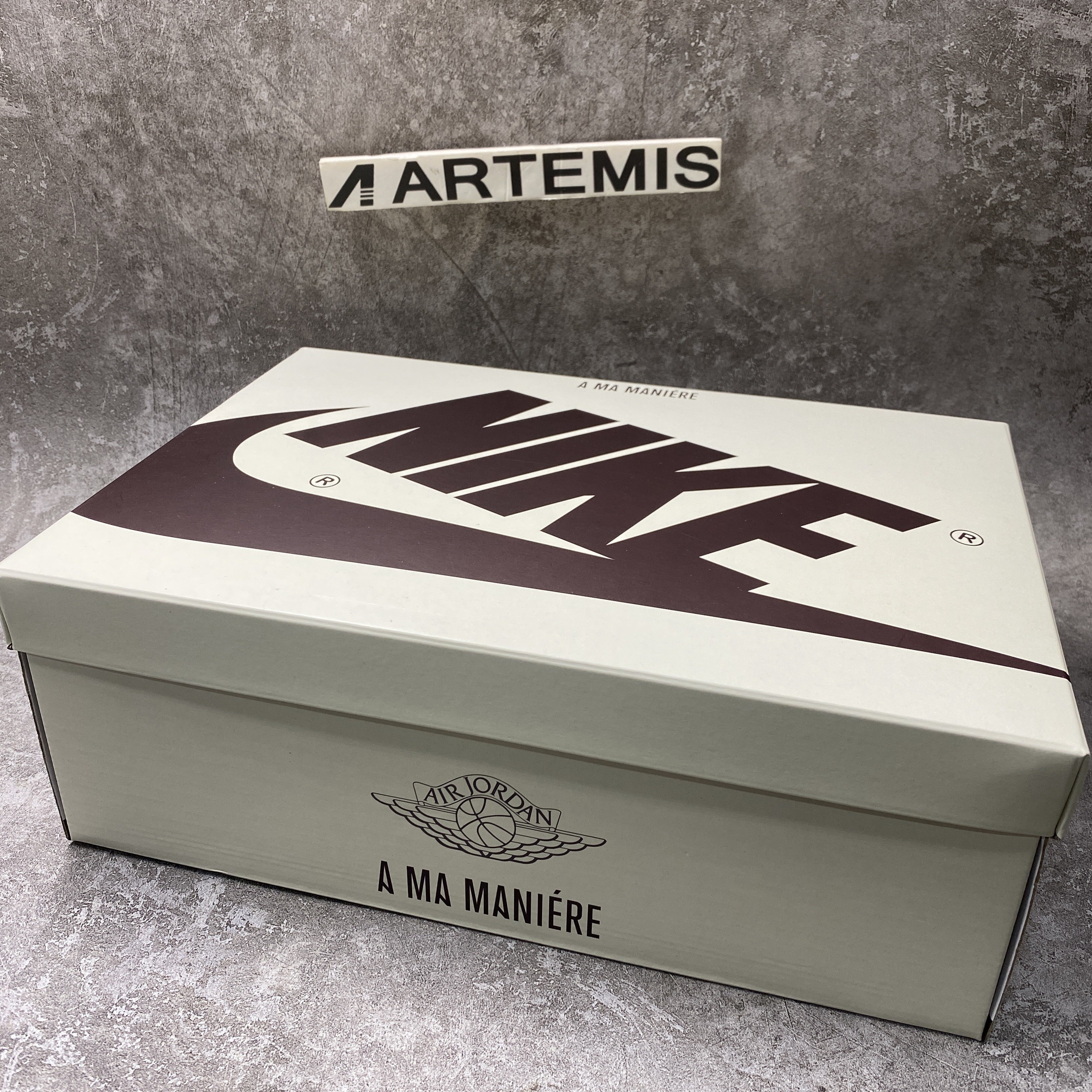 Air Jordan 1 Retro High OG A Ma Maniére