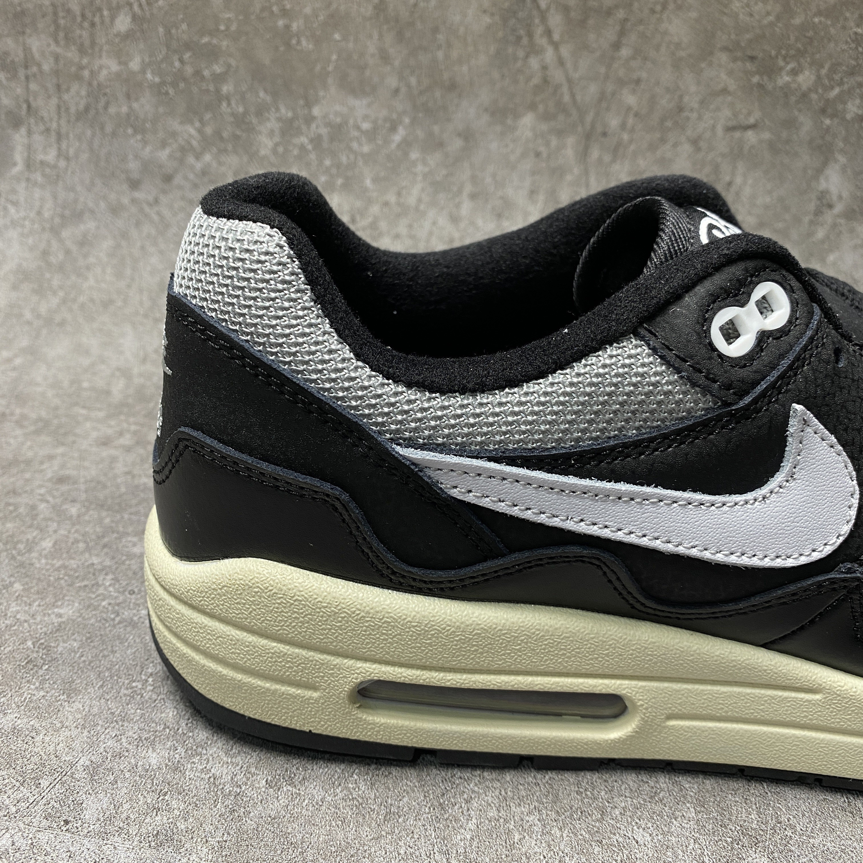 Nike Air Max 1 Patta Waves Black