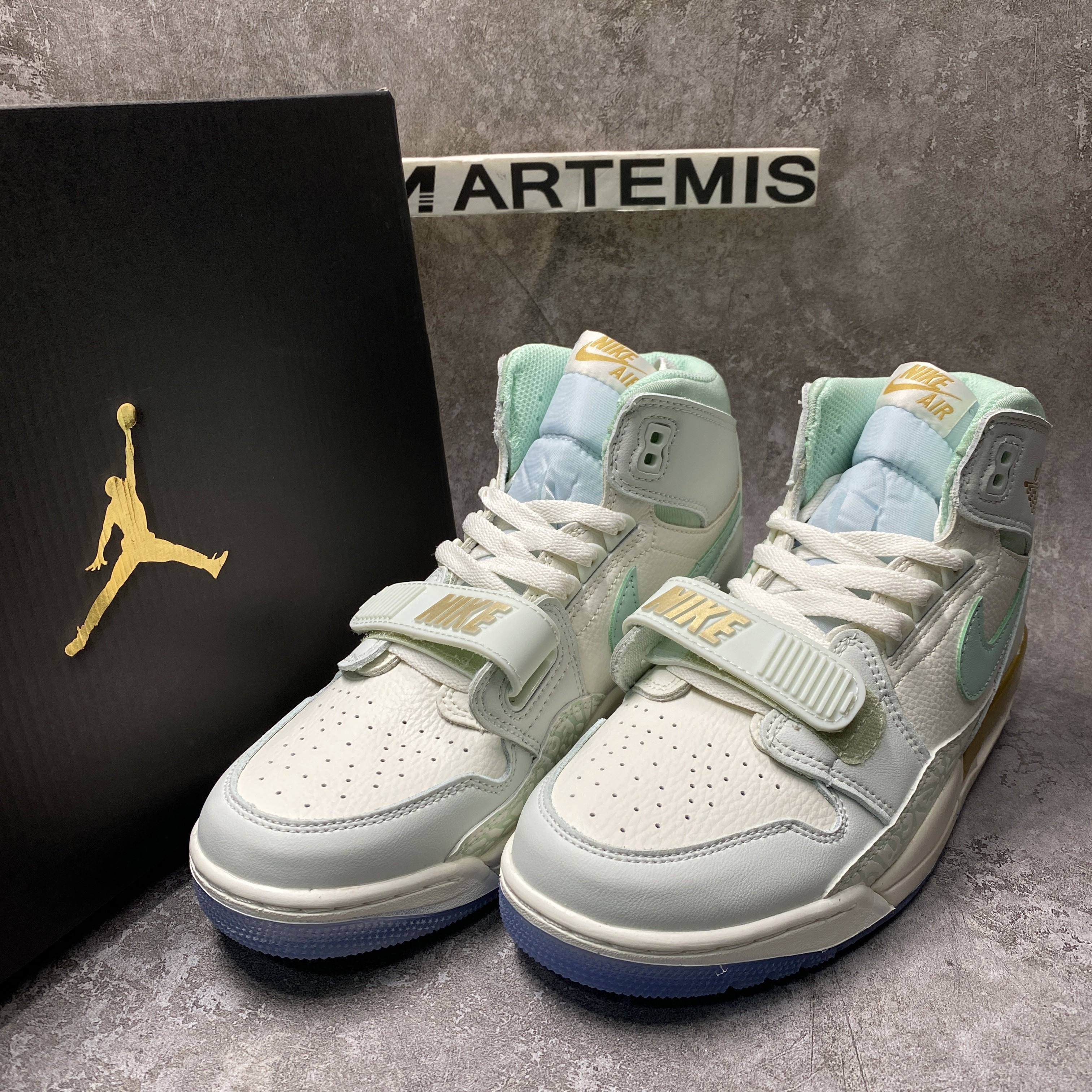 Air Jordan Legacy 312 Green White