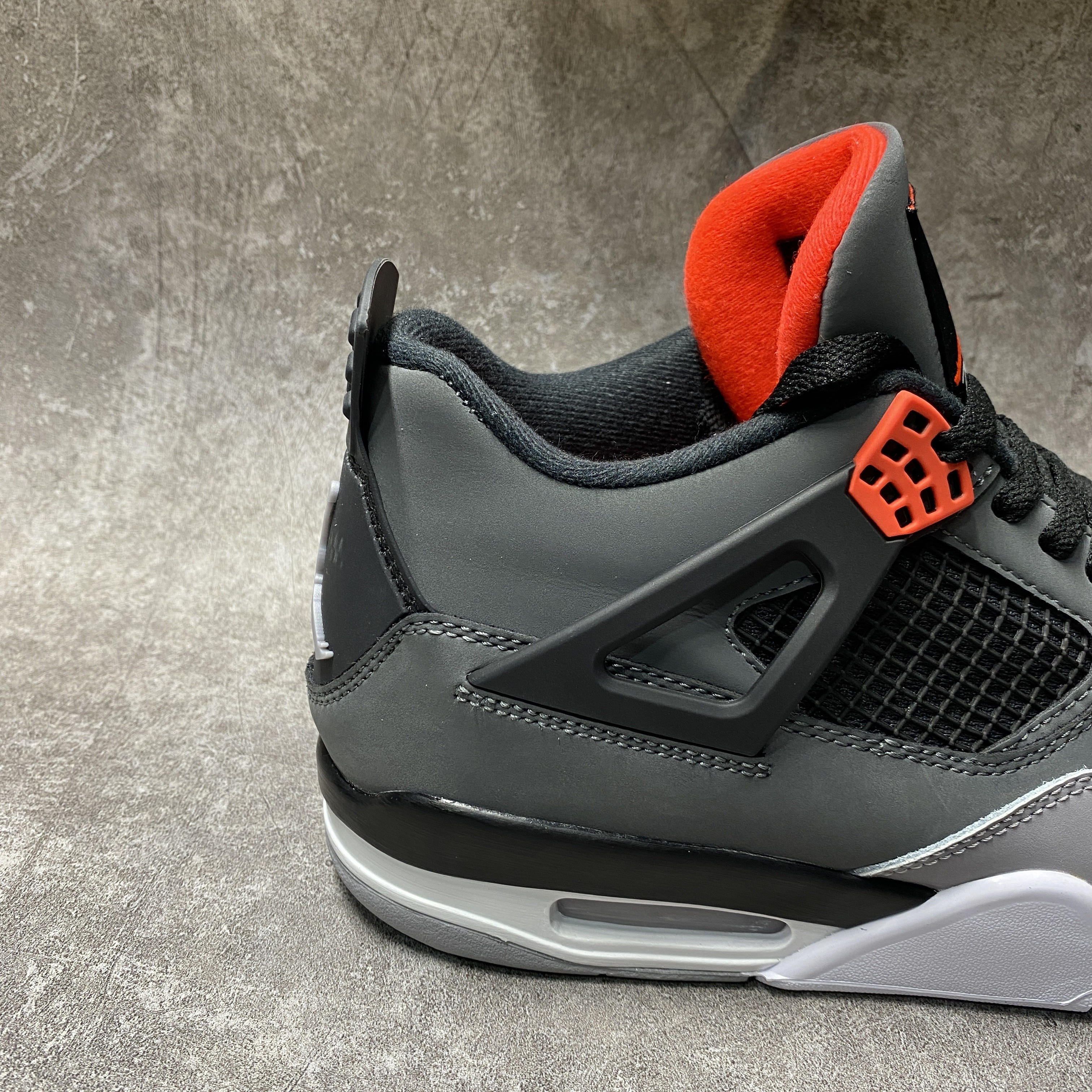 Air Jordan 4 Infrared