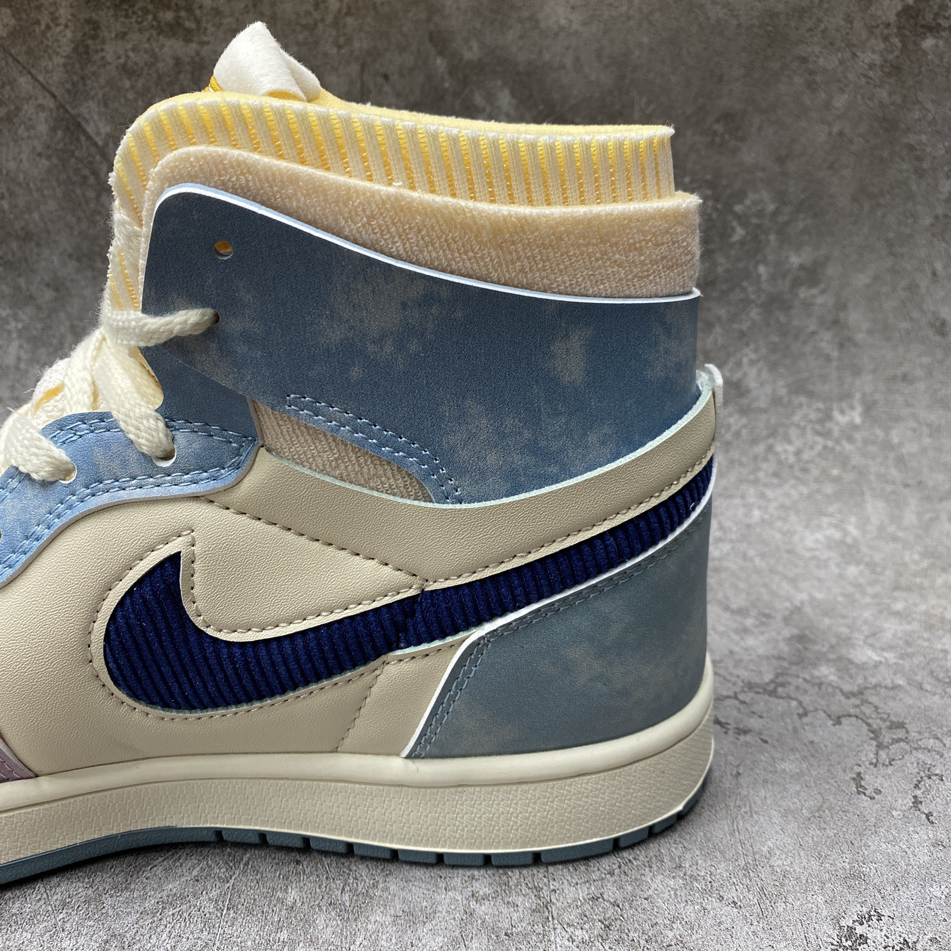 Air Jordan 1 High Zoom Air CMFT Celestine Blue