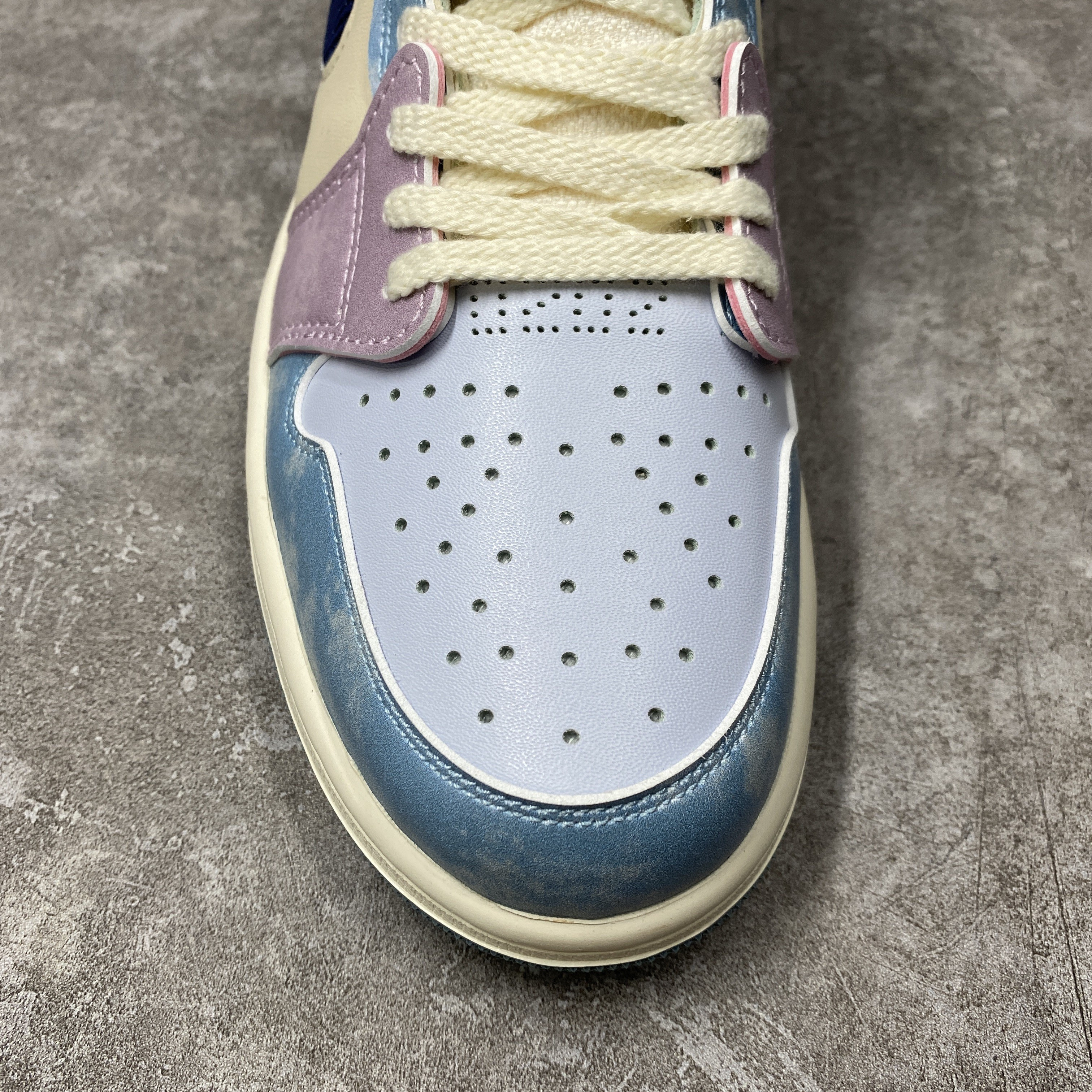 Air Jordan 1 High Zoom Air CMFT Celestine Blue