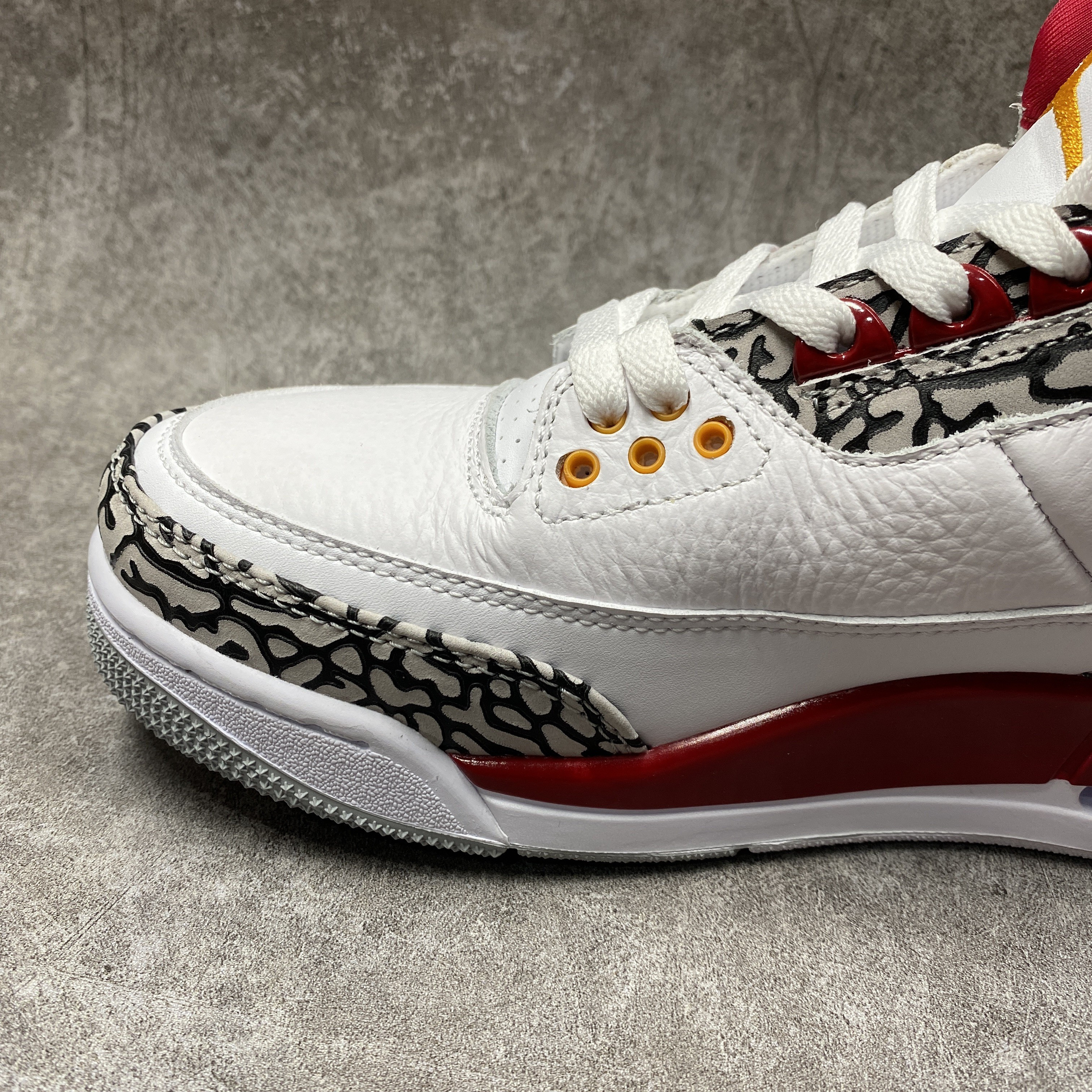 Air Jordan 3 Retro Cardinal Red