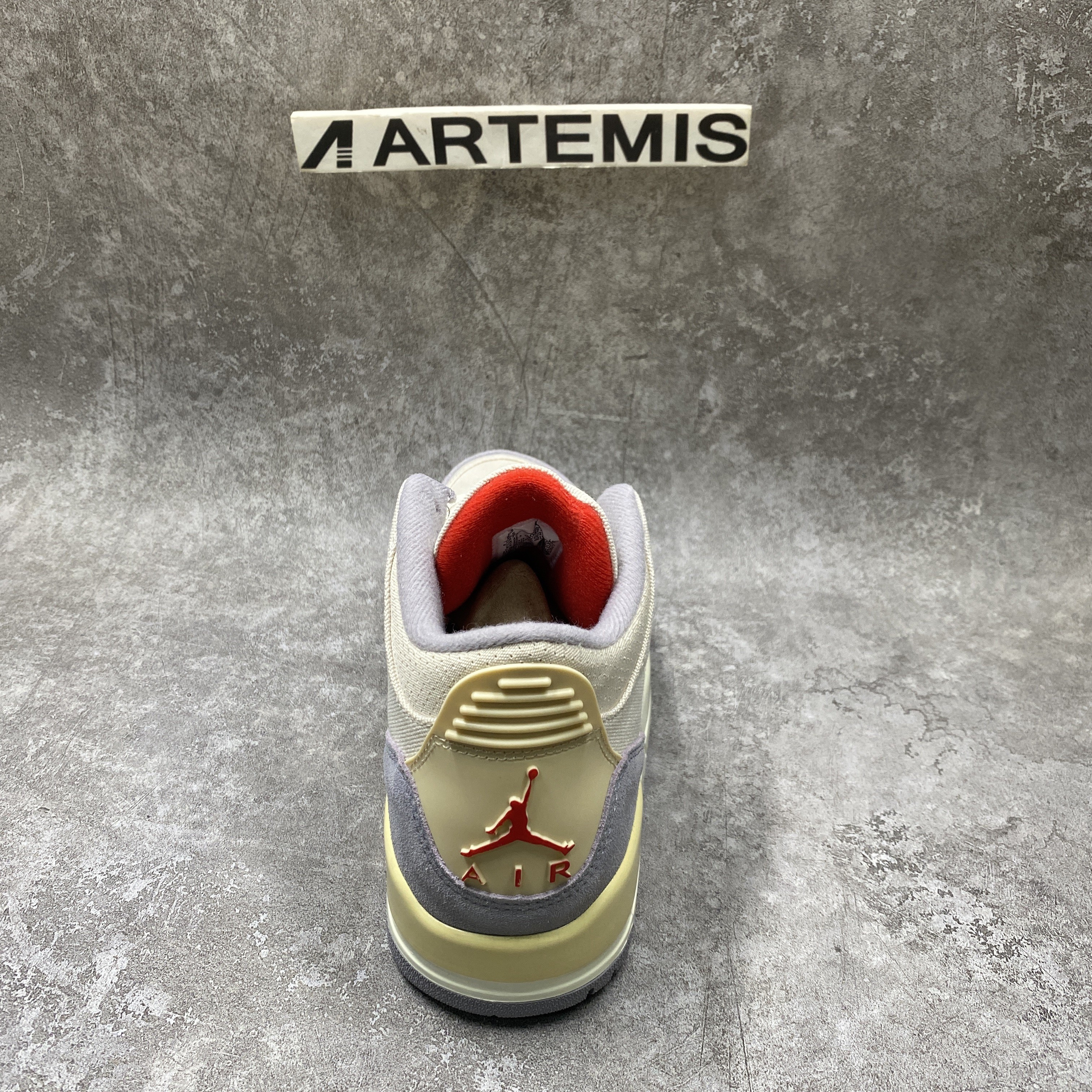Air Jordan 3 Retro Muslin