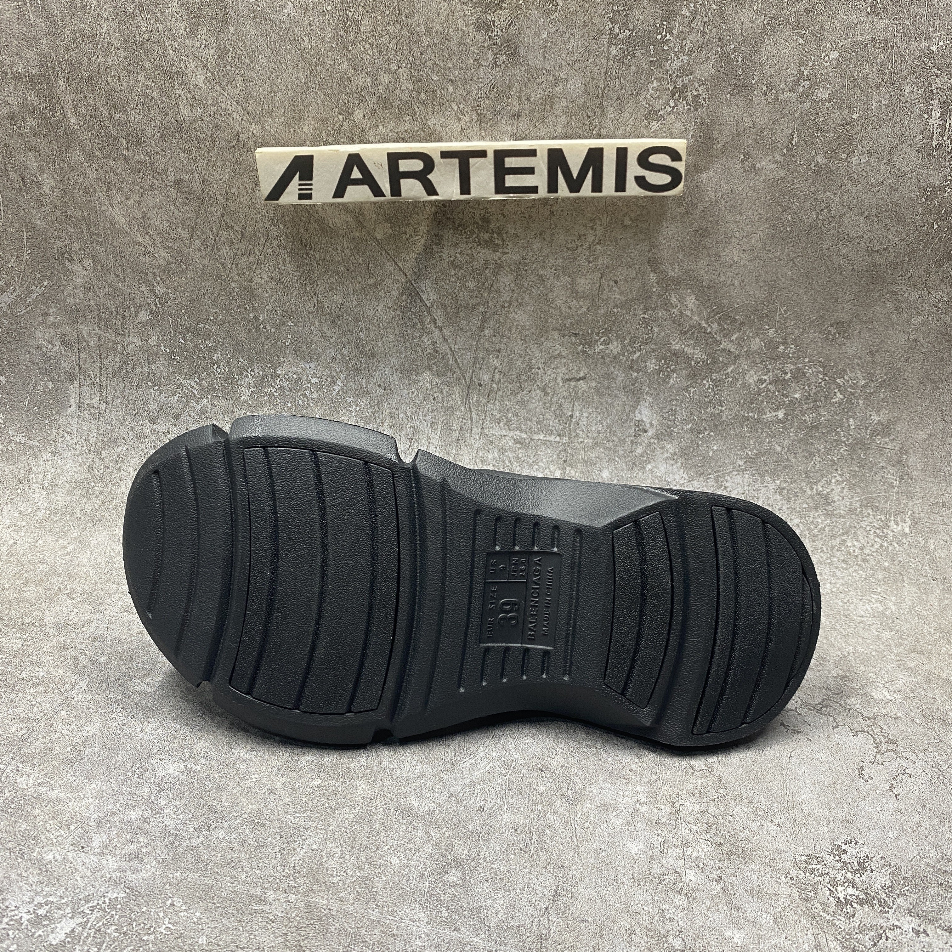 Balenciga Mold Slides Black (run one size bigger)