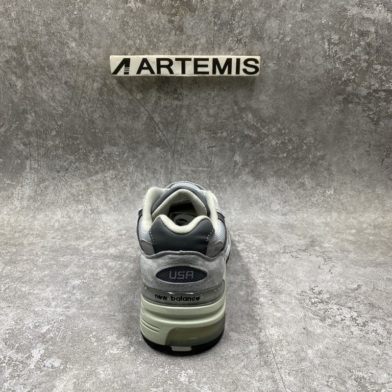 new Ba1an*e 992 grey