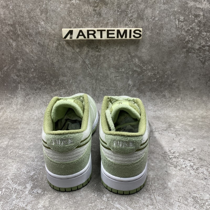 Nike Dunk Low SE Fleece Pack Honeydew