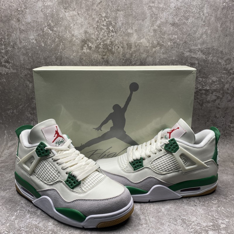 Air Jordan 4 Retro SB Pine Green