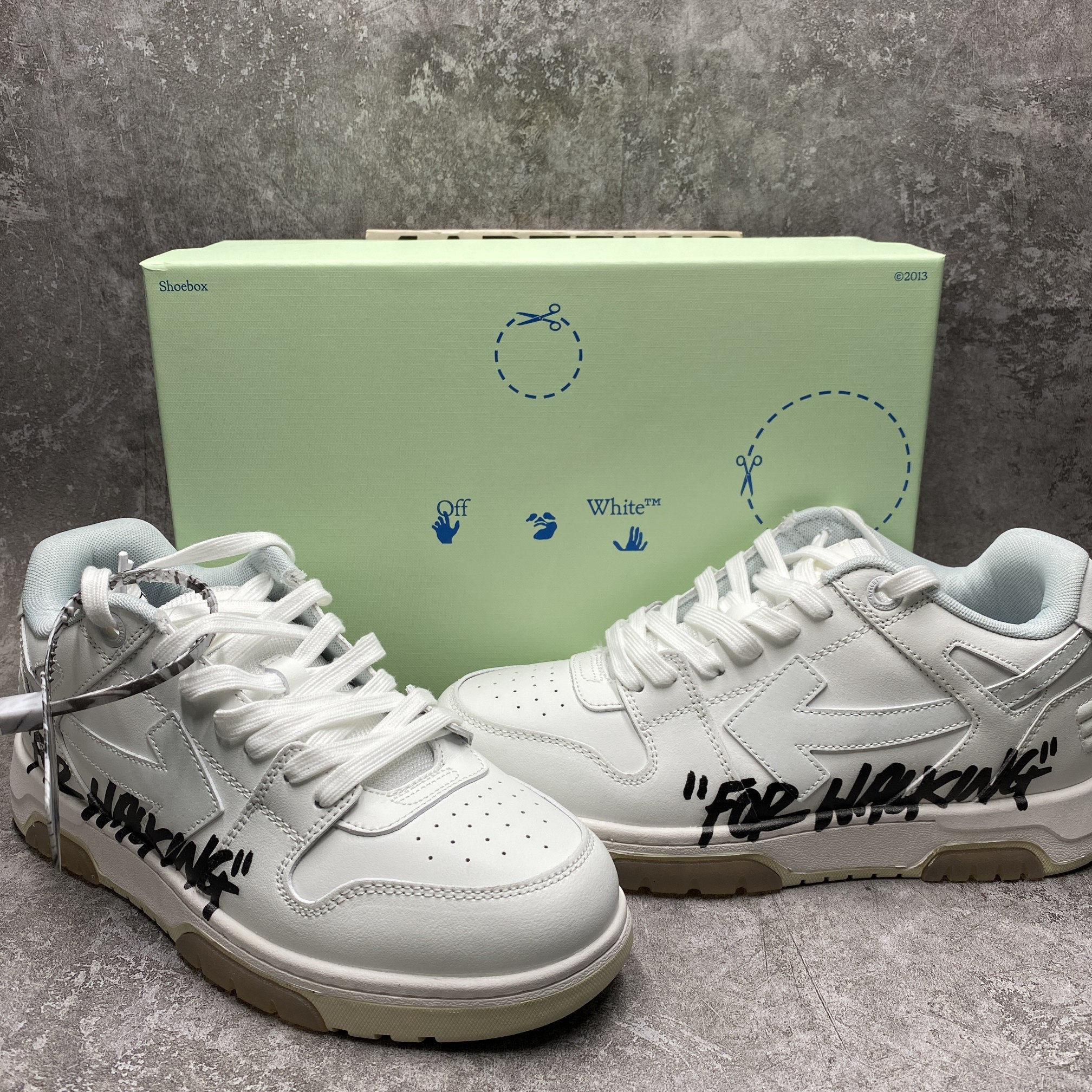 OFF-WHITE Out Of Office Leisure Sneakers Black White