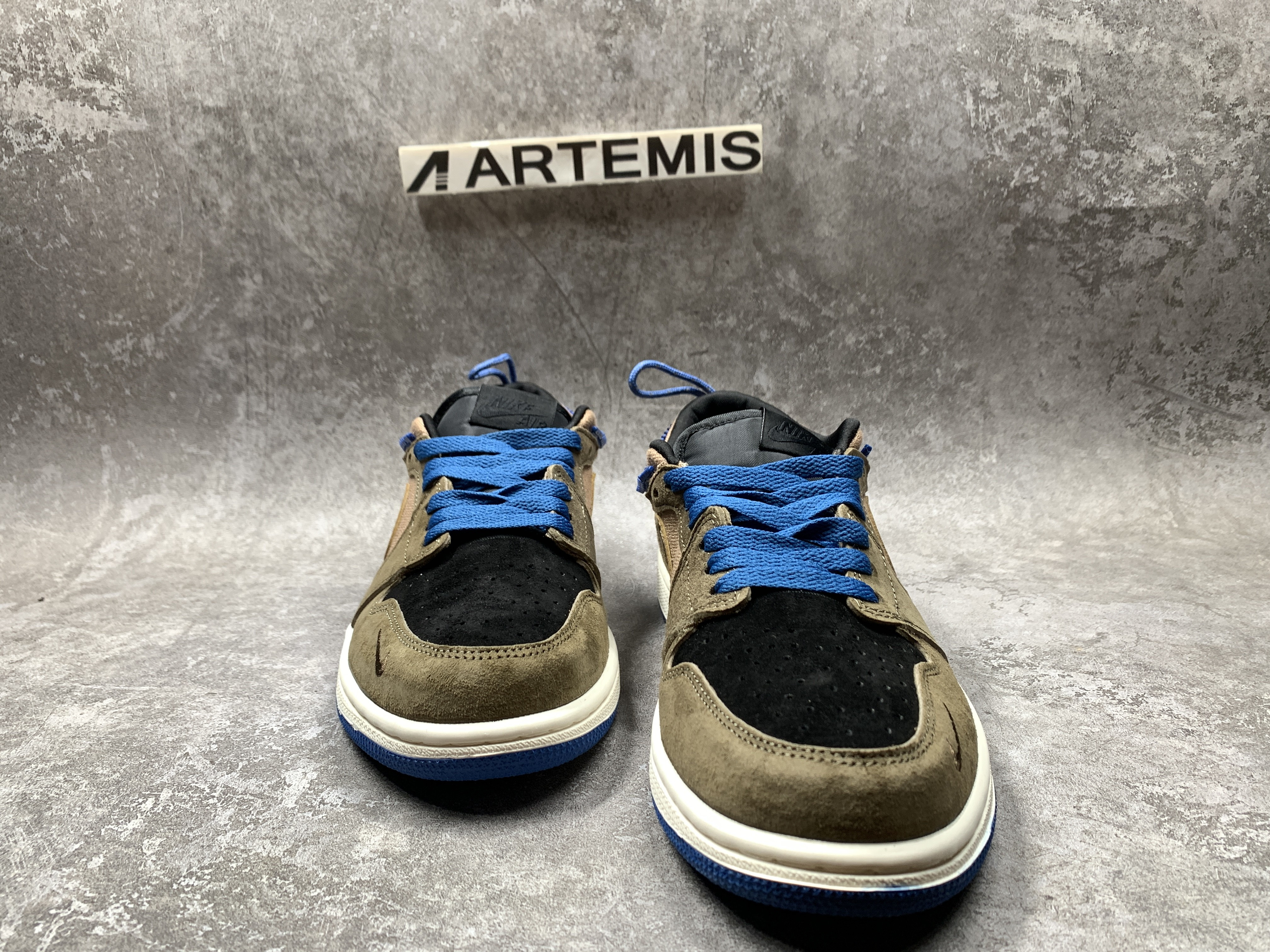 Air Jordan 1 High Switch Lets You Go From High To Low With Zippers