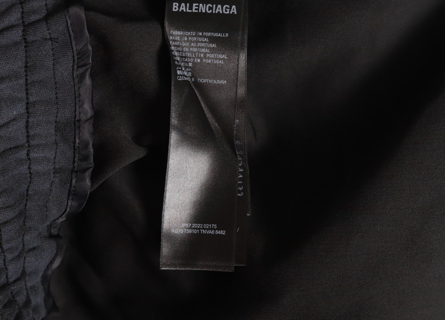 Ba*len*cia*ga shorts