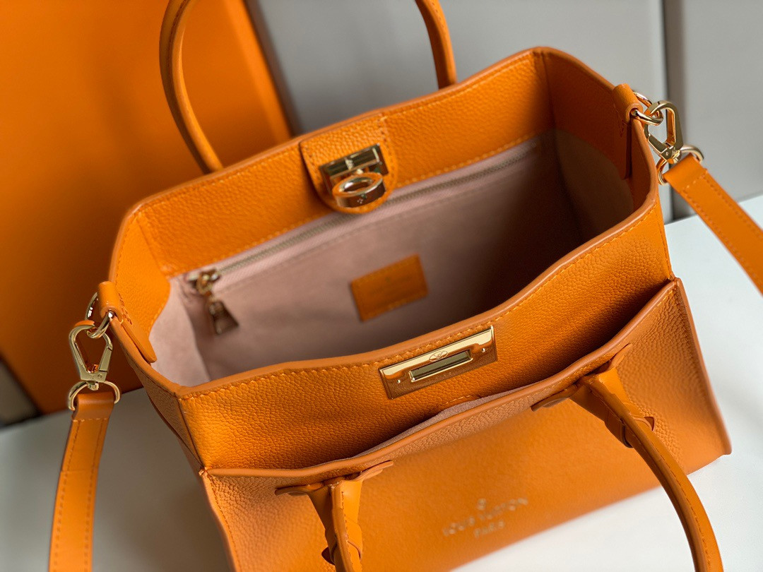 LV ON MY SIDE PM M57730