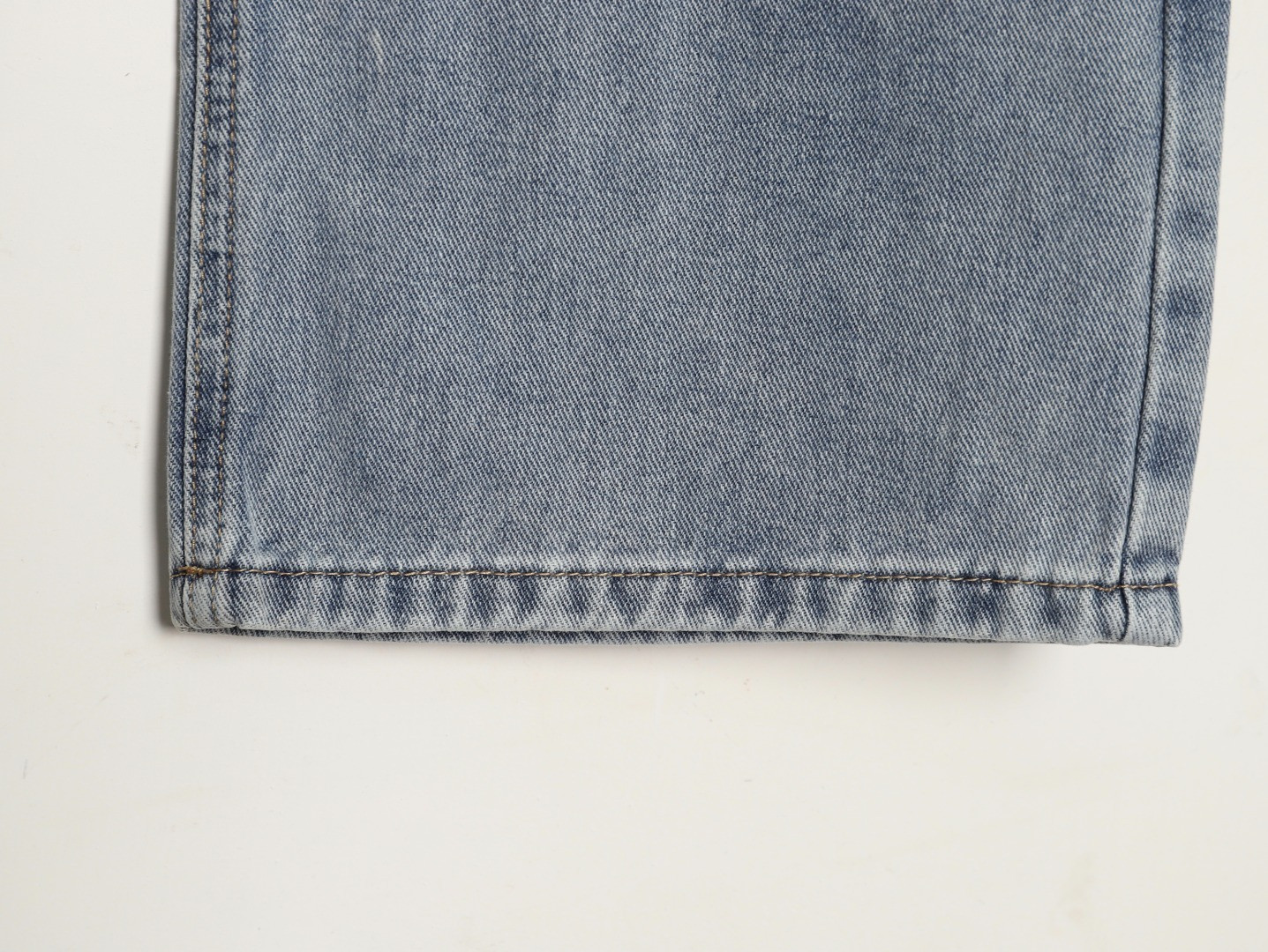 l0*is V*t0n 24fw jeans suit