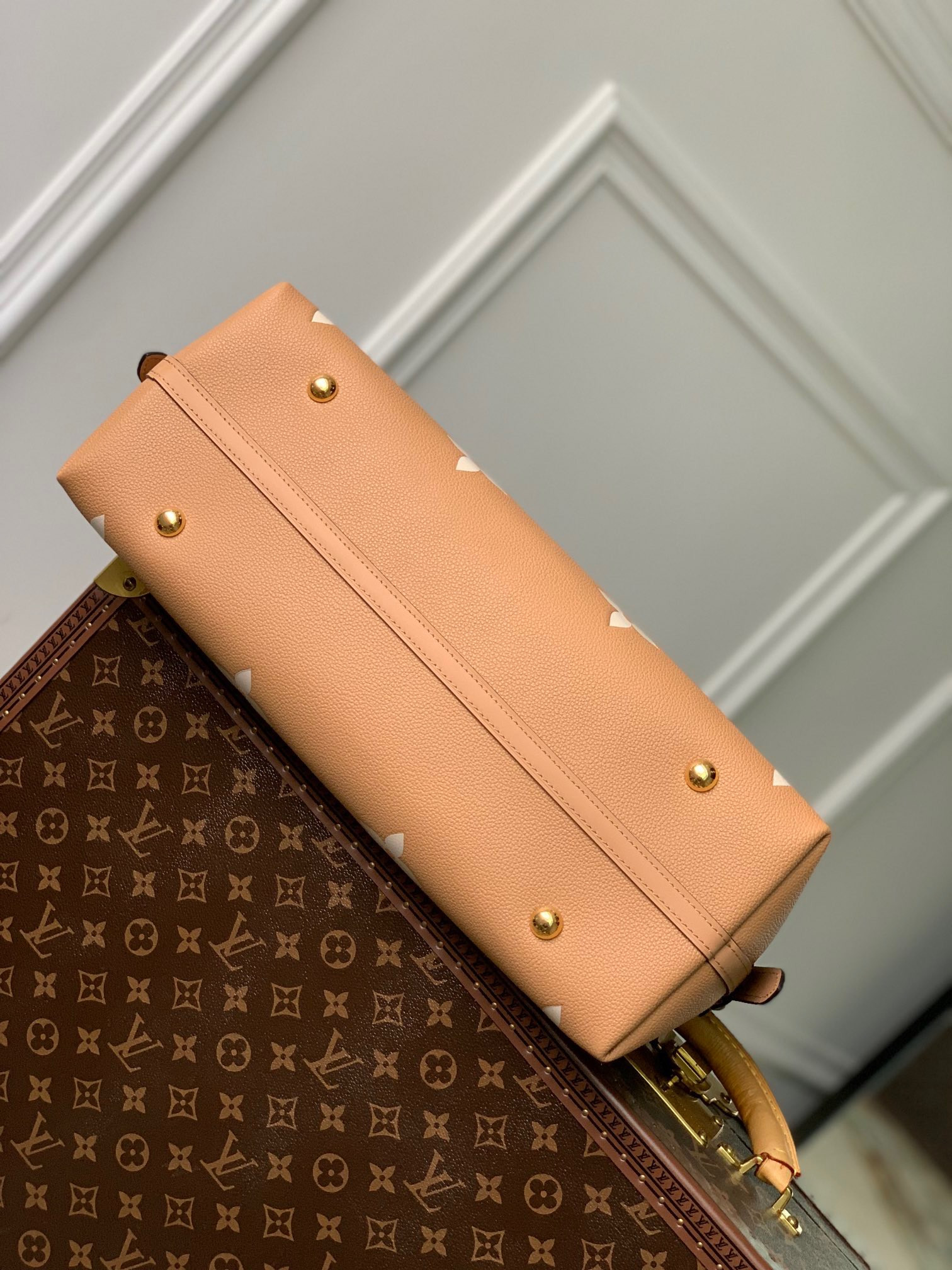 lv CarryAll MM M46289