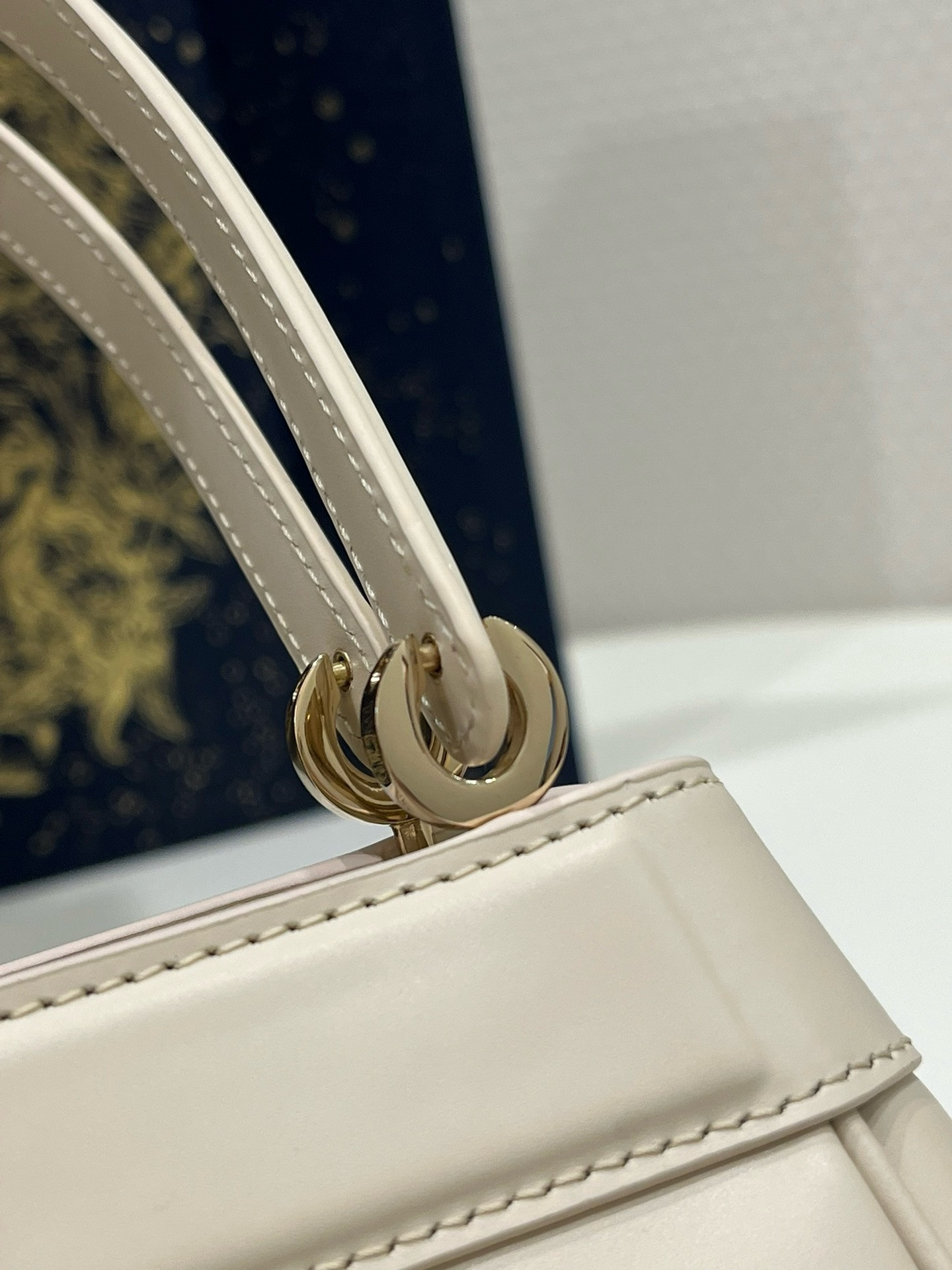 ch**an D*or small D*or key bag 8.5x5x4.5 in