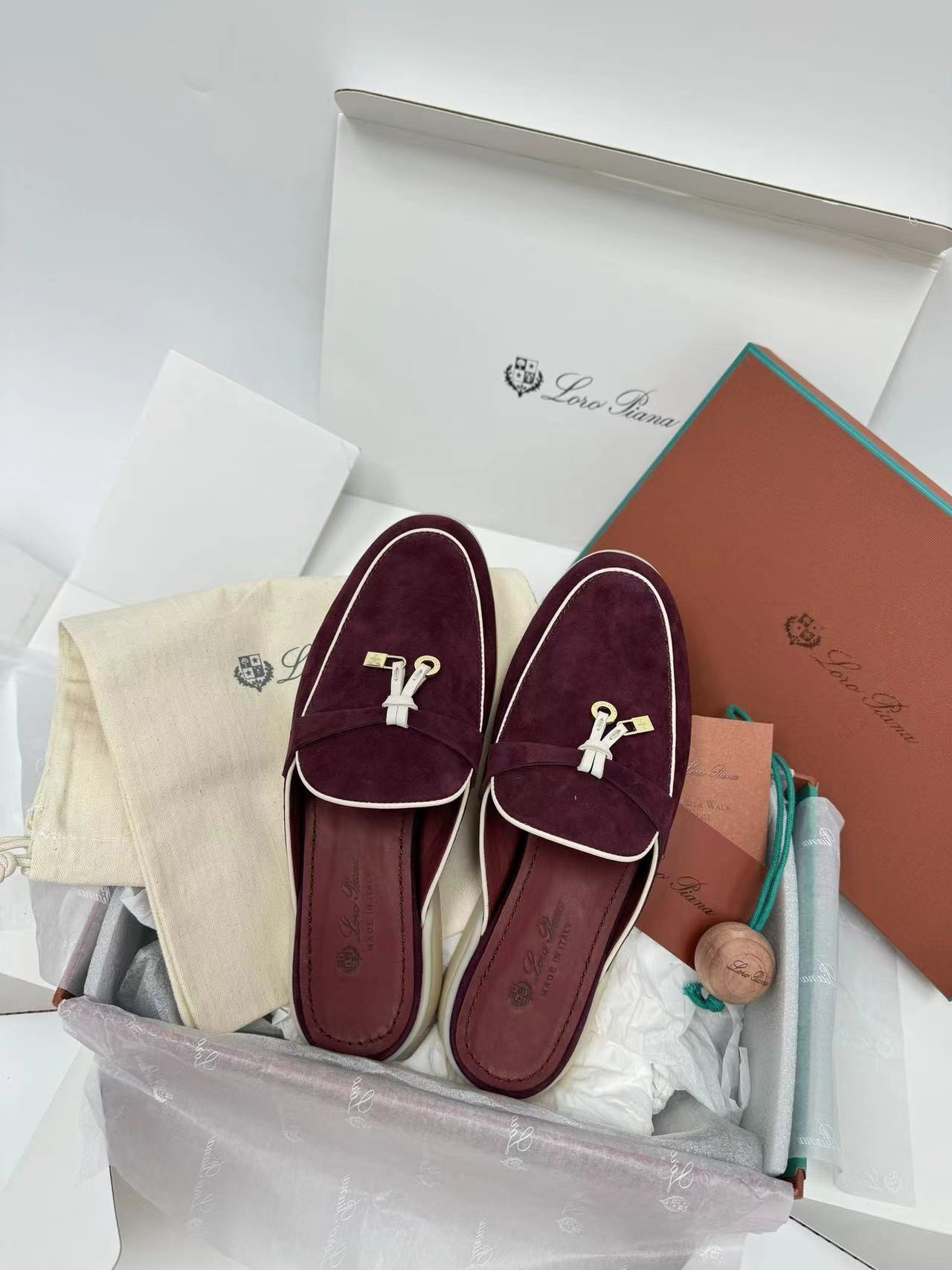ua l**o p*ana babouche charms walk moccasin slipper moccasin (cusT0mized, no return no exchange)