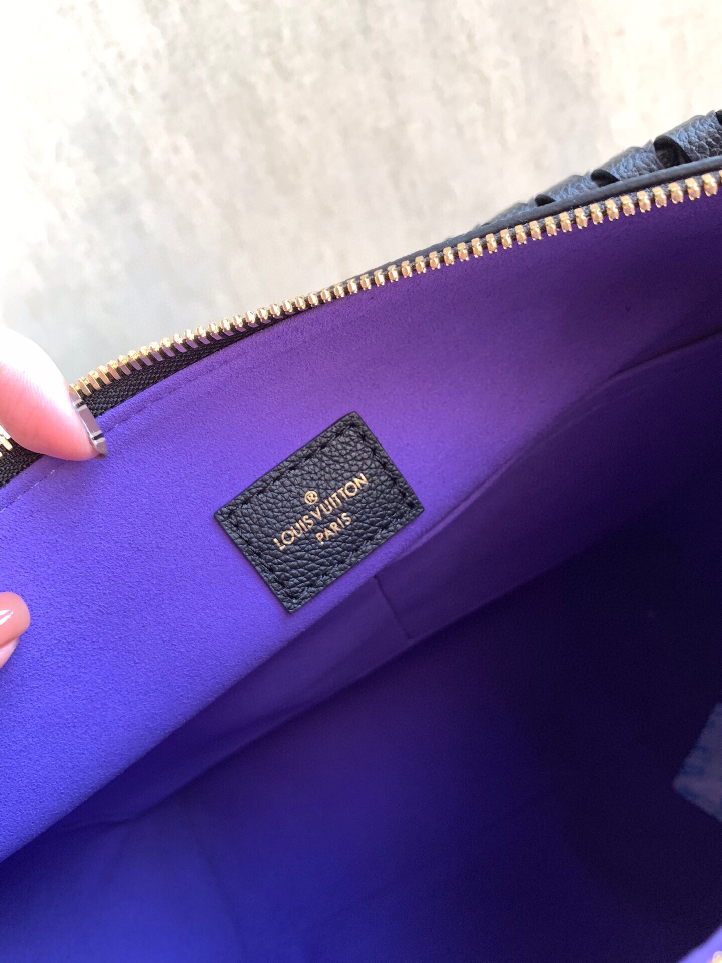 LV MAIDA HOBO M45522