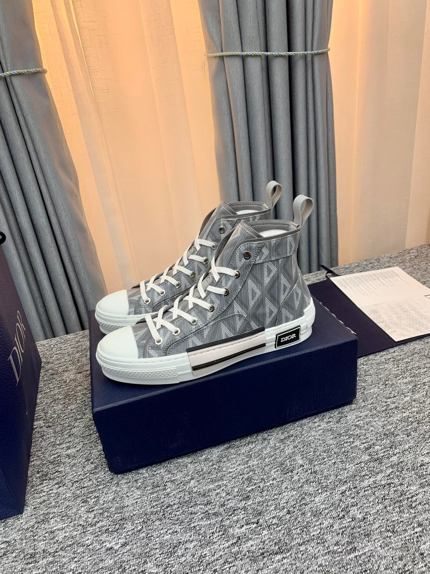d*or b23 high top gray cd Di*m*nd