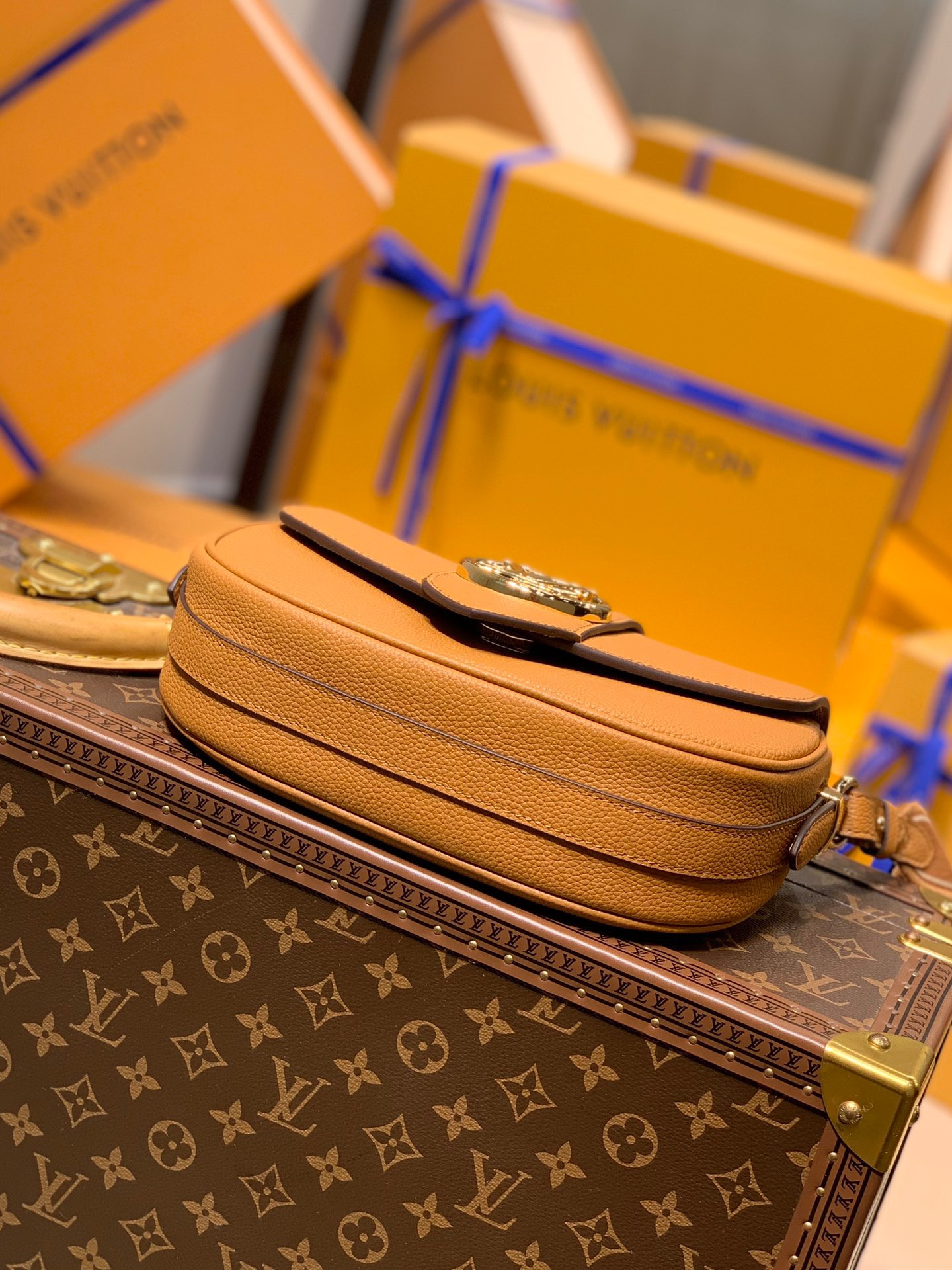 LV PONT 9 SOFT PM M58729