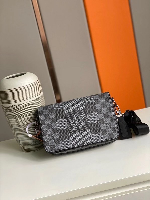 LV STUDIO MESSENGER N50013