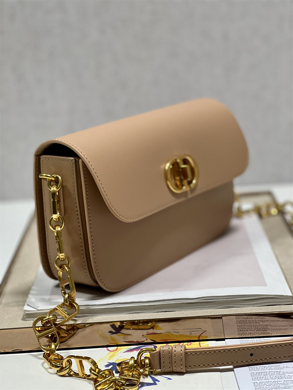 D*or 30 montaigne avenue pink 22.5 x 12.5 x 6.5 cm