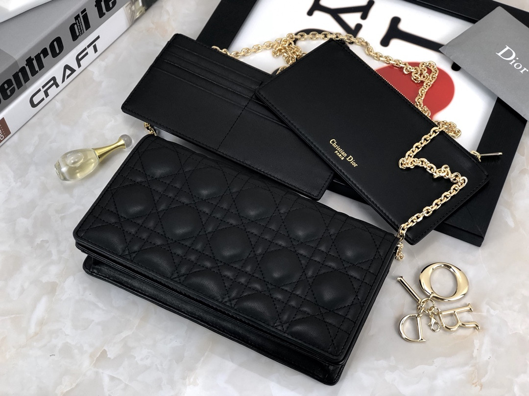 lady D*or pouch black cannage 8.5 x 4.5 x 1 inches